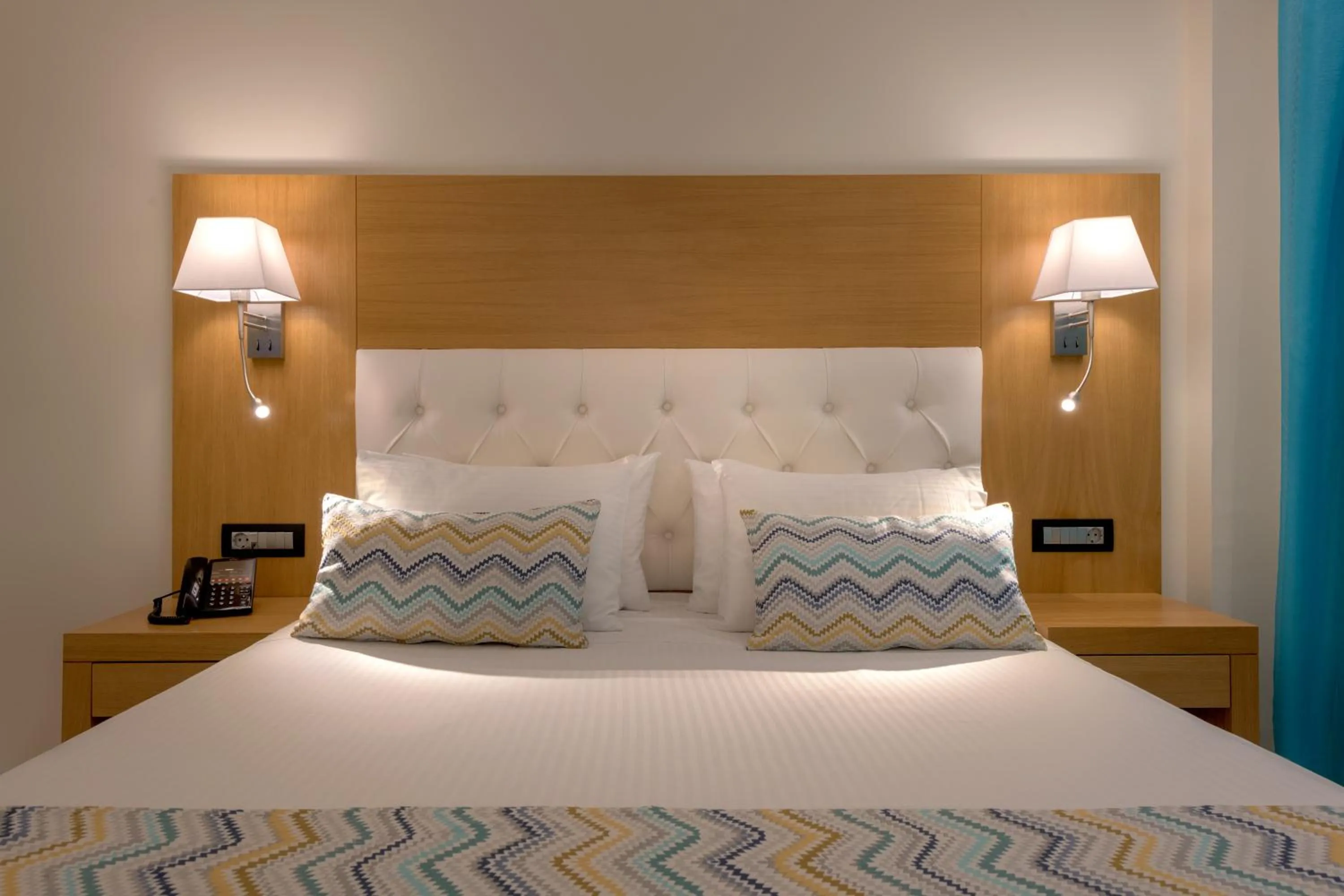 Bedroom, Bed in Oceanis Park Hotel