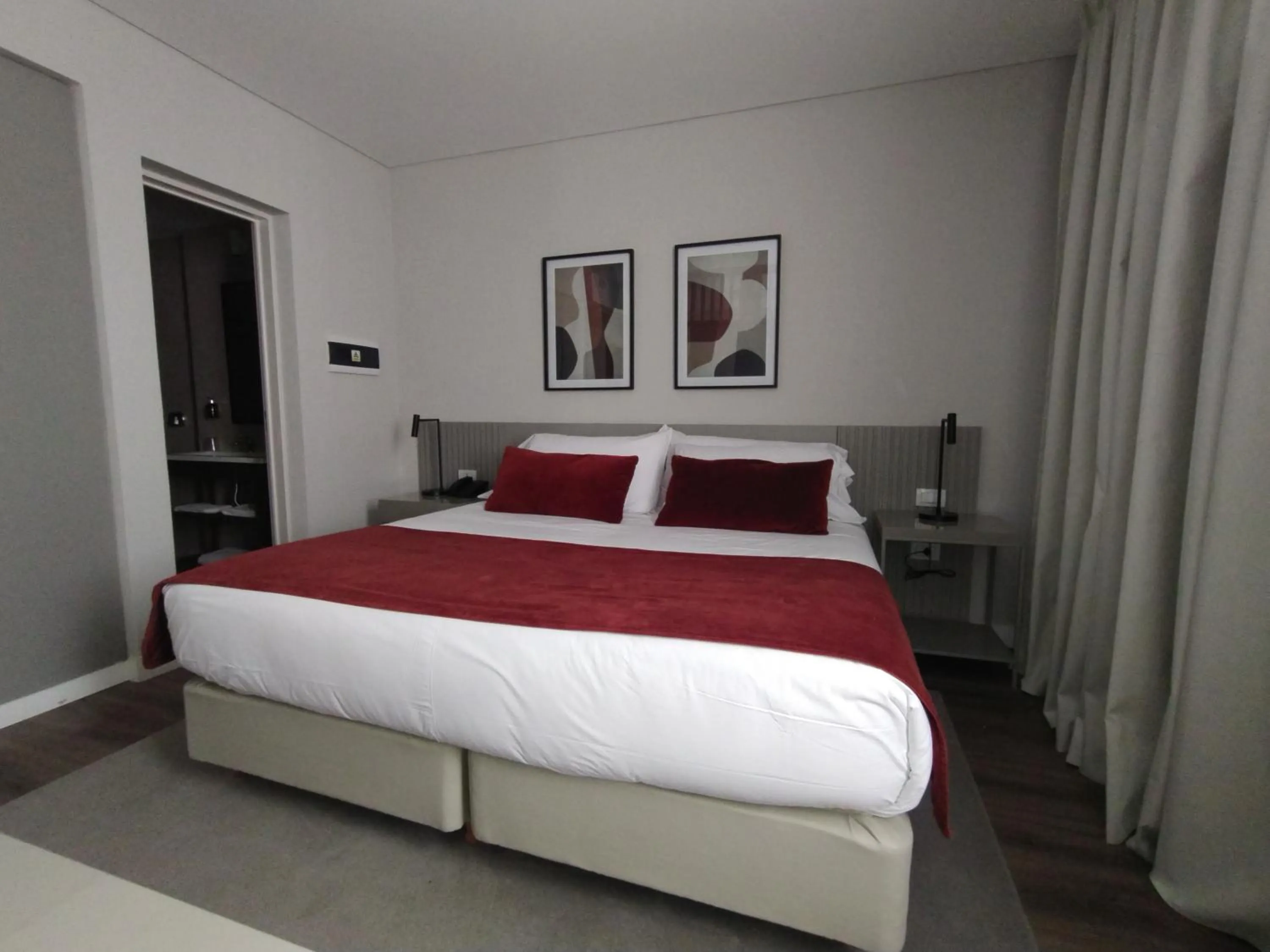 Bed in Guemes Hotel & Spa