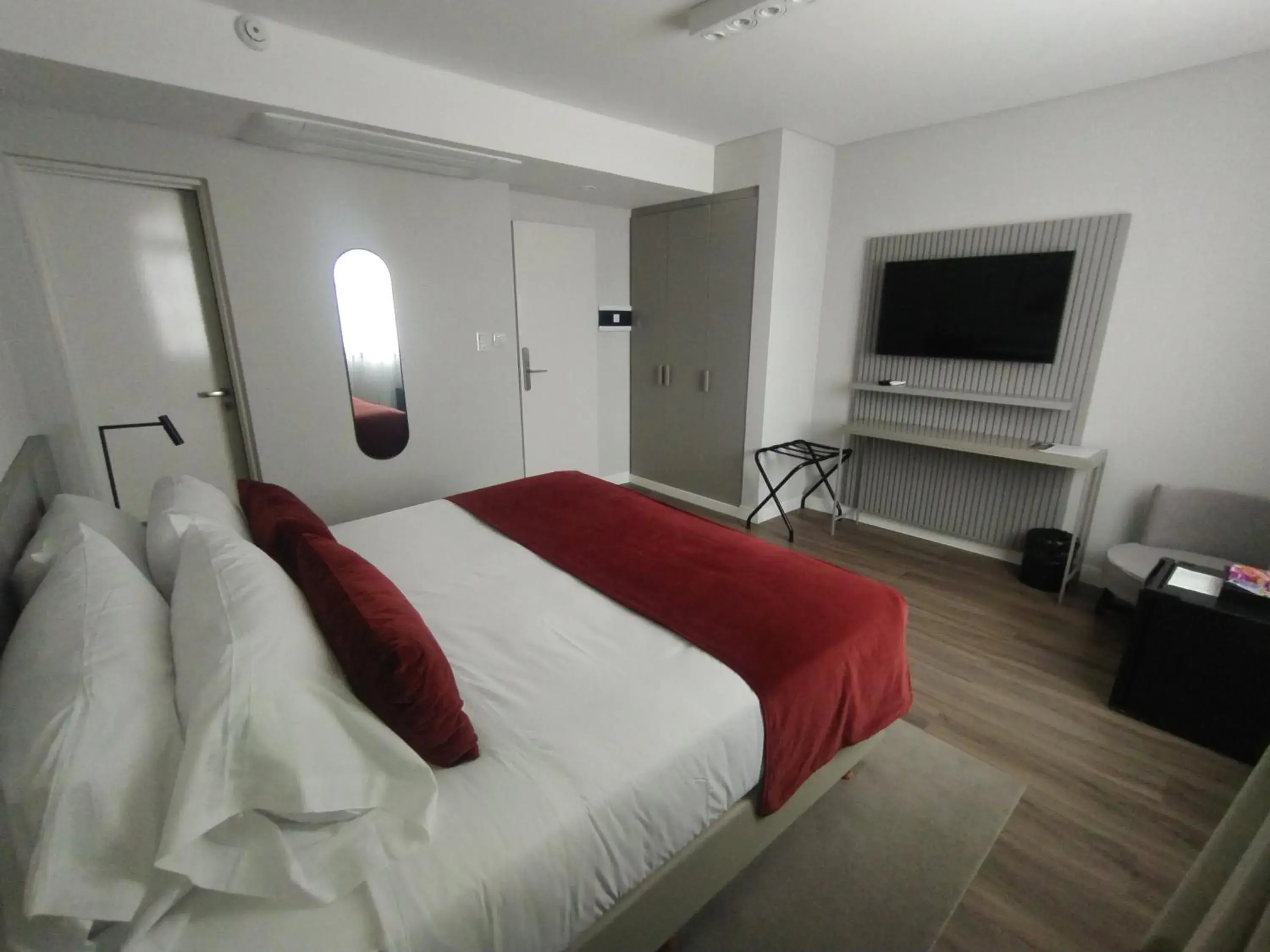 Superior Queen Room in Guemes Hotel & Spa Superior Queen Room in Guemes Hotel & Spa