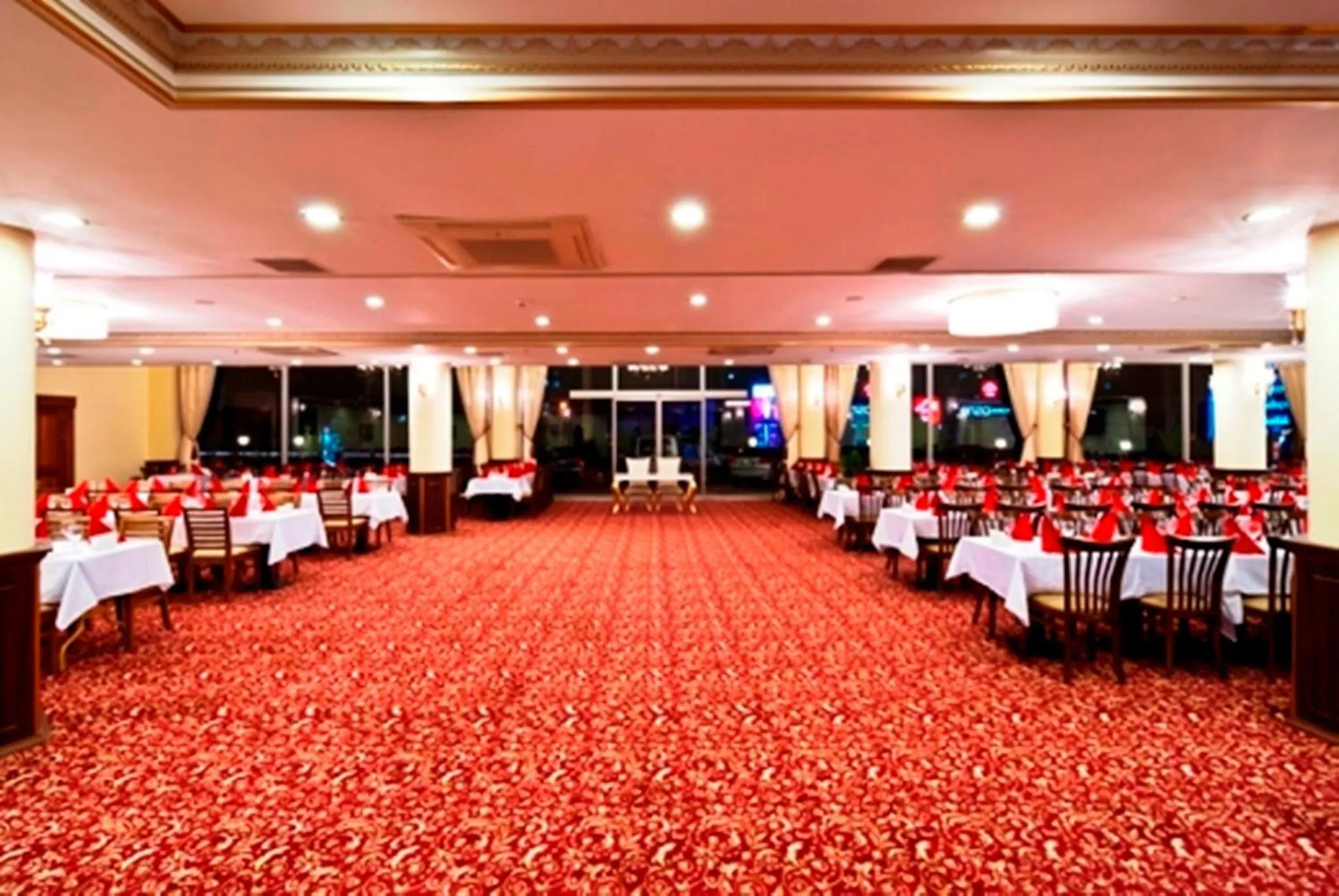 Restaurant/places to eat in Yücesoy Liva Hotel Spa & Convention Center Mersin
