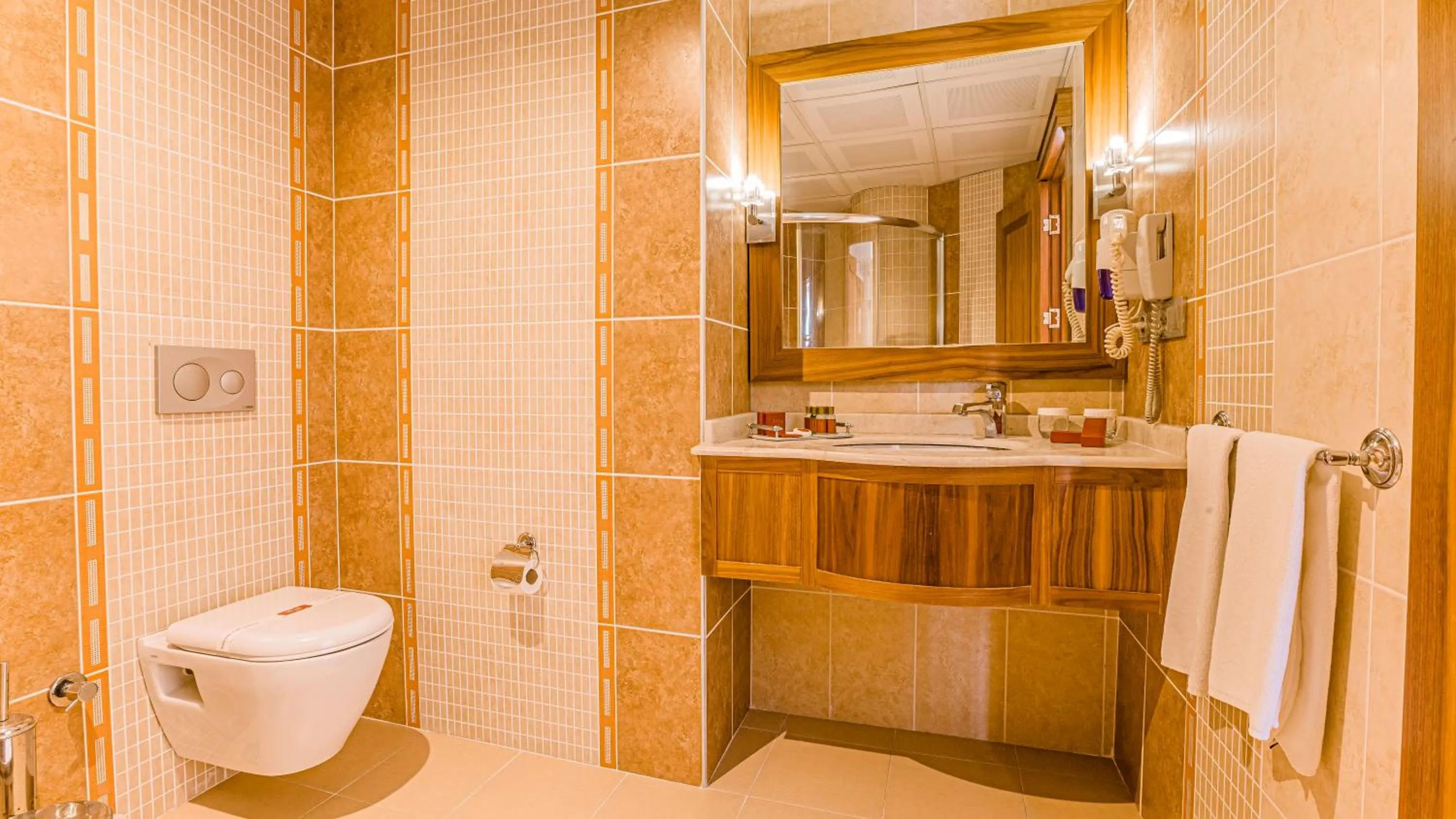 Bathroom in Yücesoy Liva Hotel Spa & Convention Center Mersin