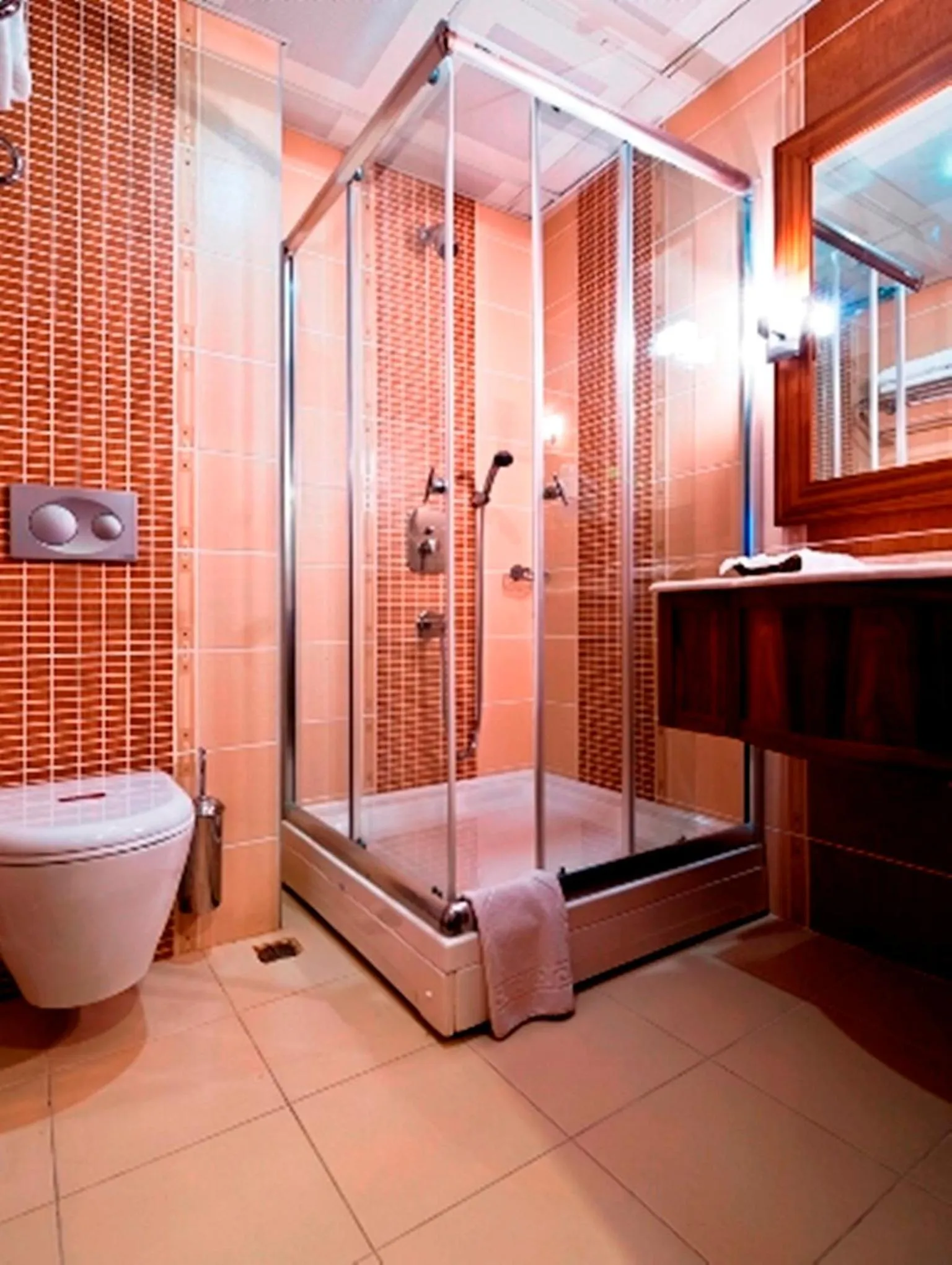 Bathroom in Yücesoy Liva Hotel Spa & Convention Center Mersin