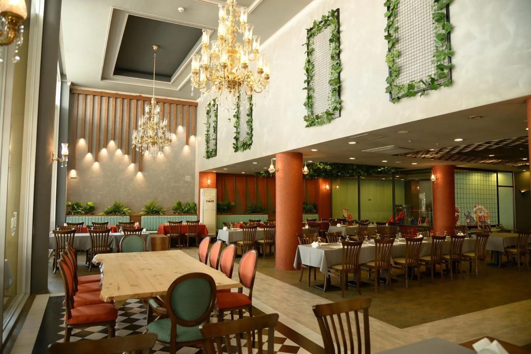 Restaurant/places to eat in Yücesoy Liva Hotel Spa & Convention Center Mersin