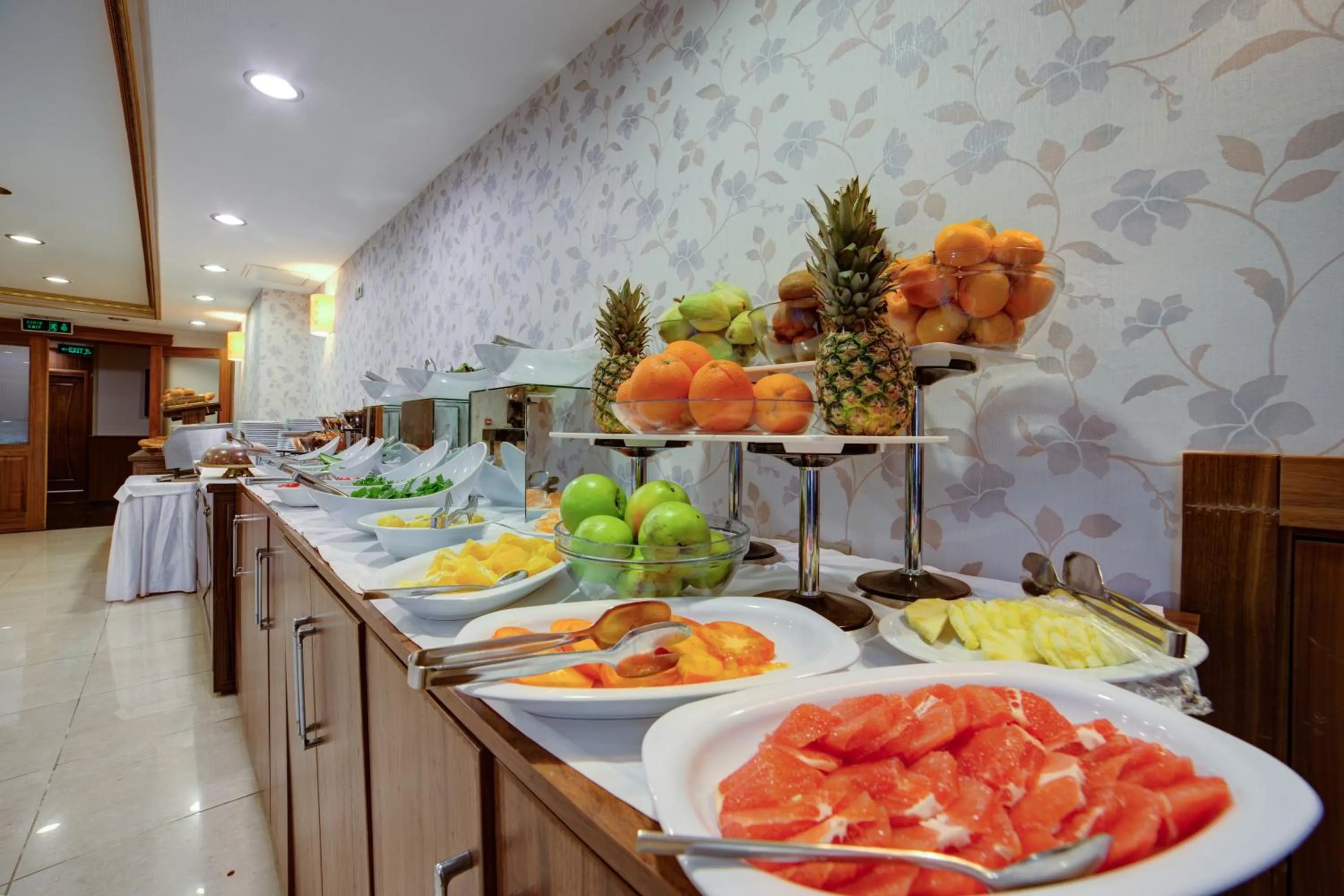 Breakfast in Yücesoy Liva Hotel Spa & Convention Center Mersin