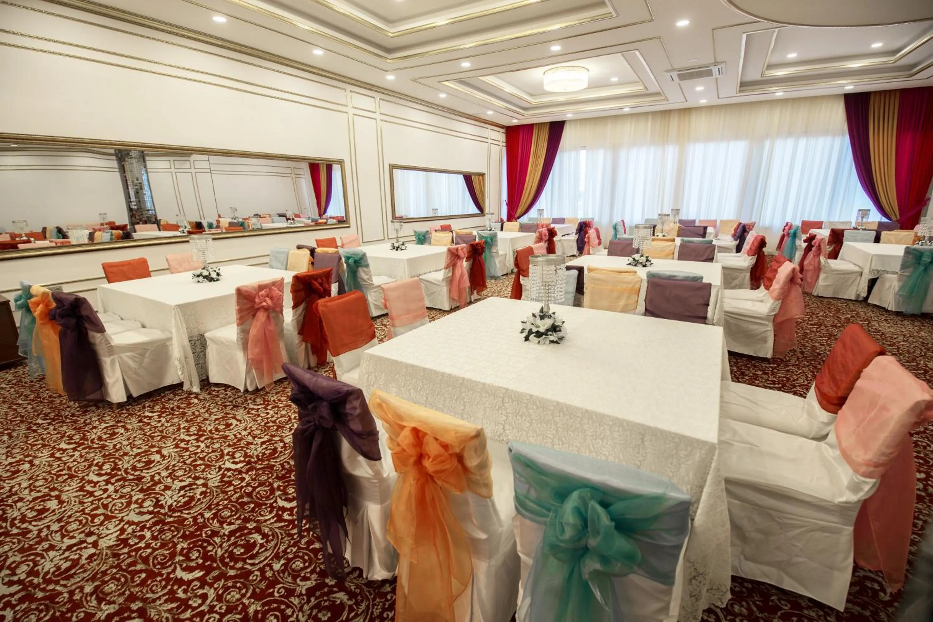 Banquet/Function facilities in Yücesoy Liva Hotel Spa & Convention Center Mersin