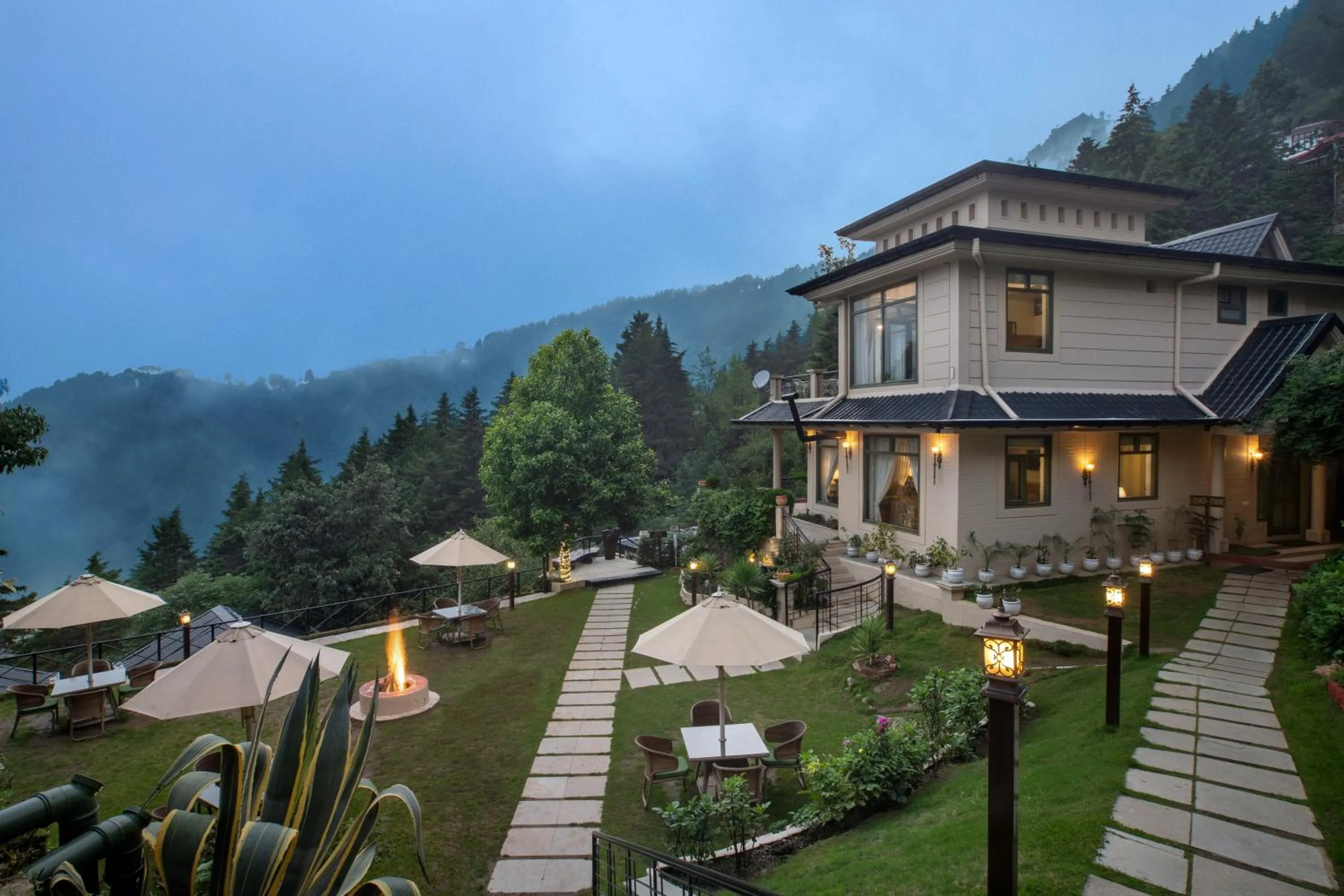 Garden view in Larisa Resort, Mussoorie