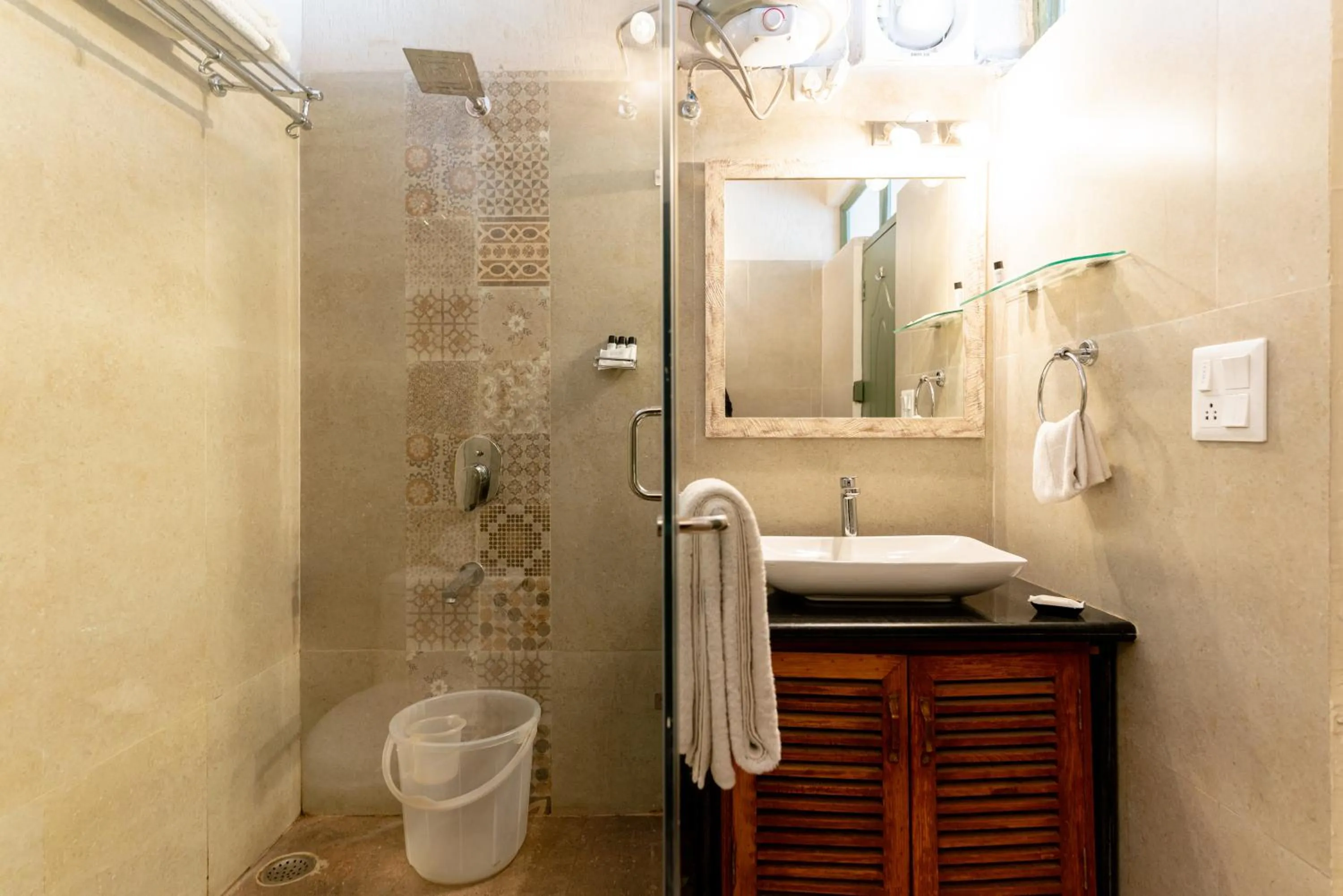 Bathroom in Larisa Resort, Mussoorie