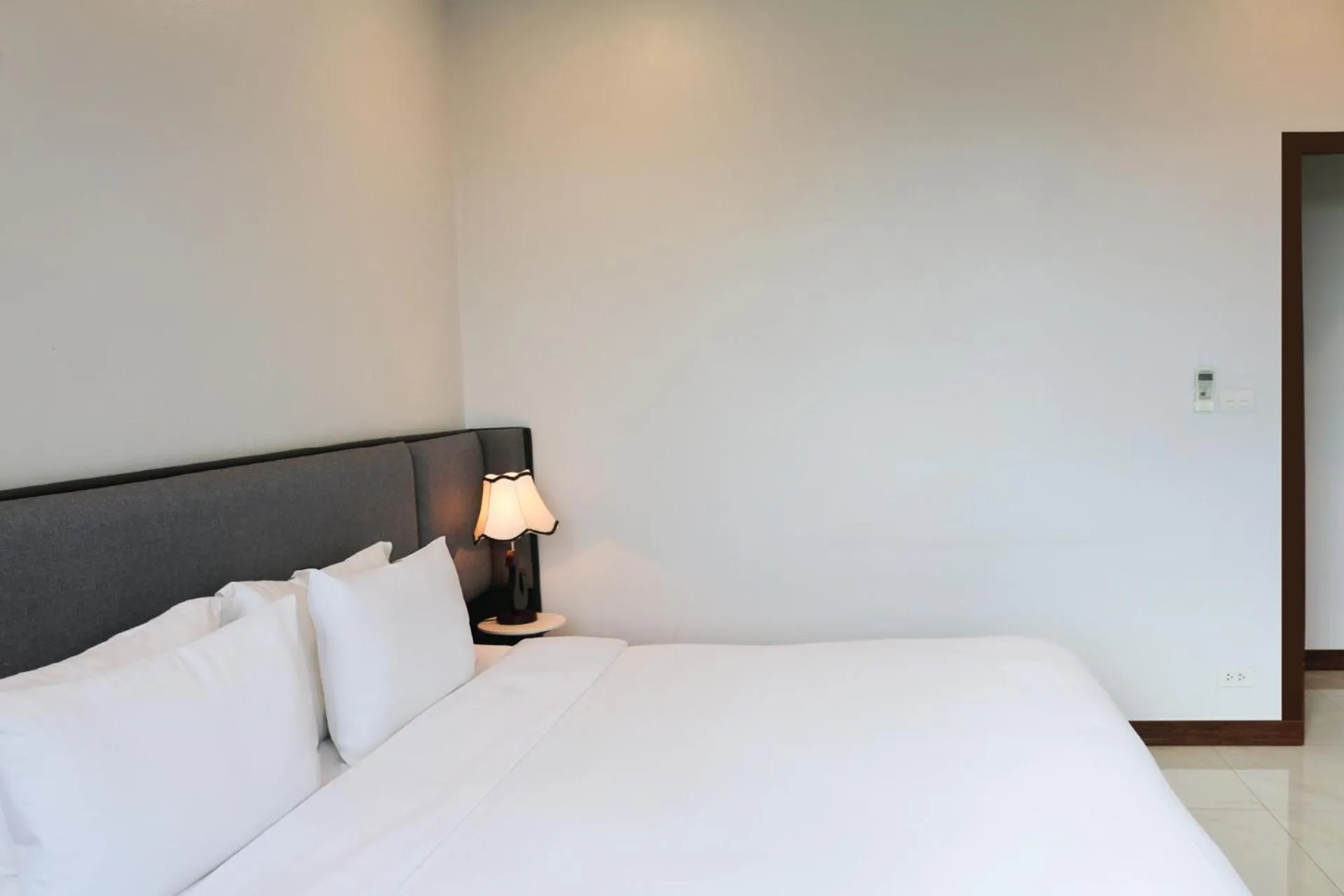 Bed in Urbanite Hotel