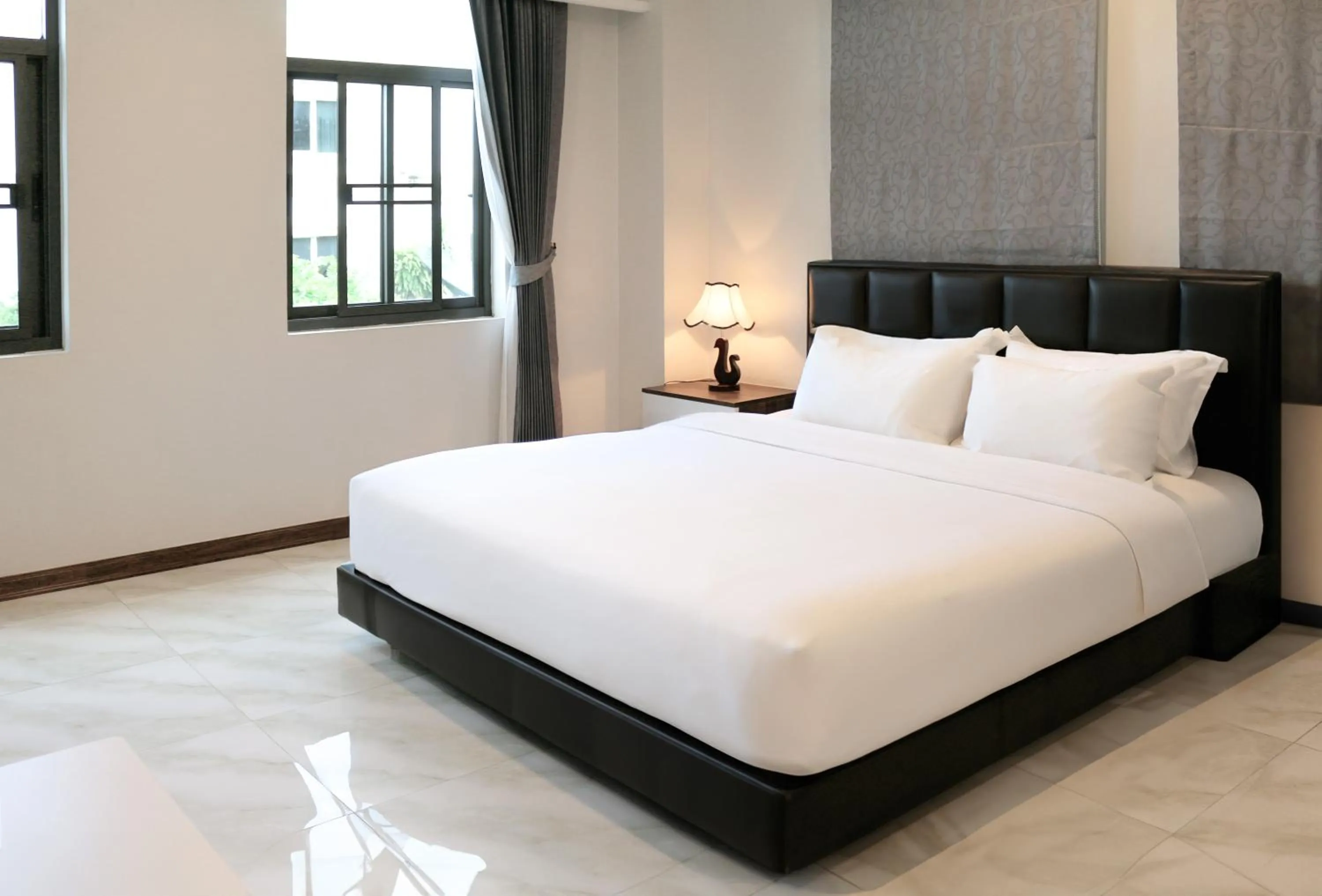 Bedroom, Bed in Urbanite Hotel