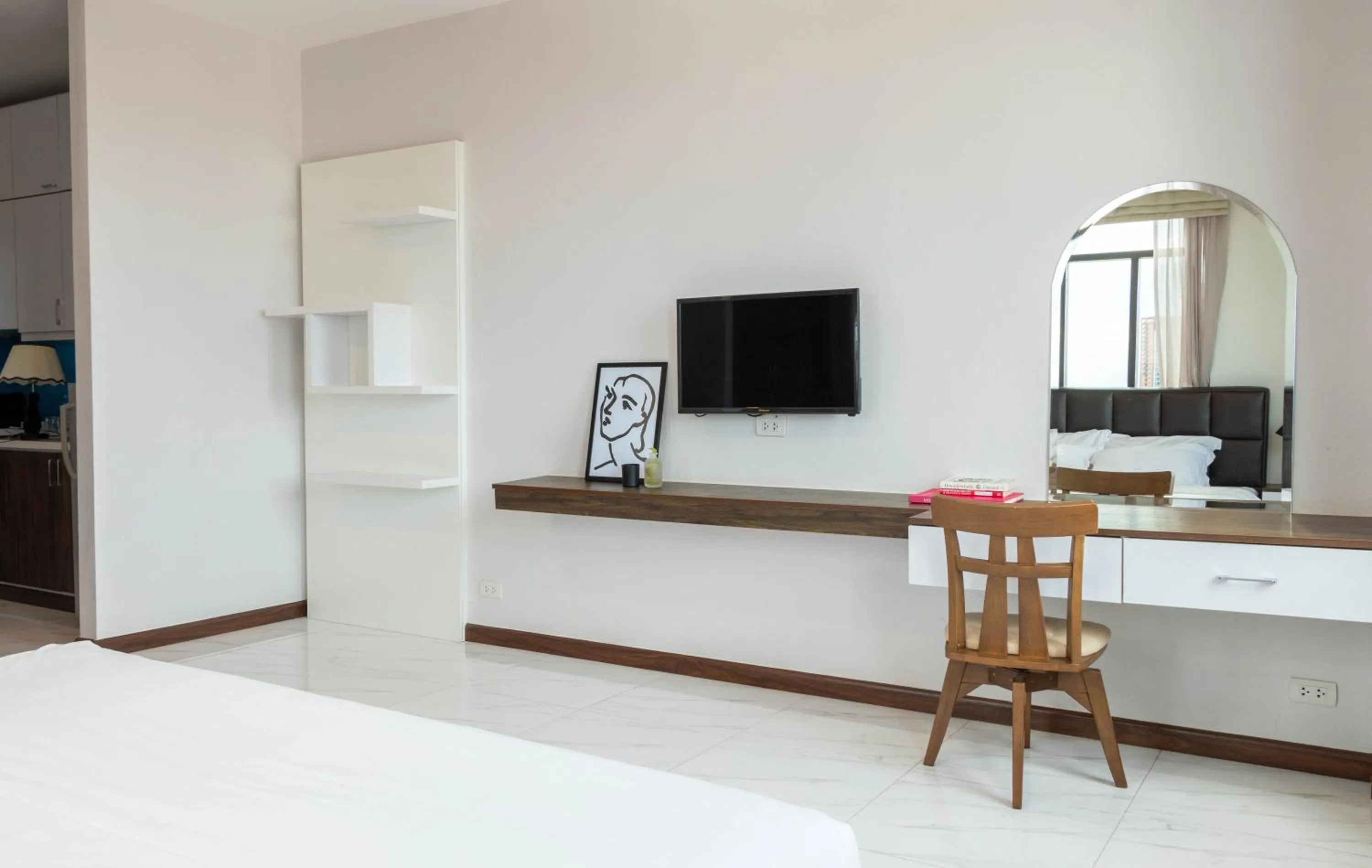 Bedroom, Bed in Urbanite Hotel