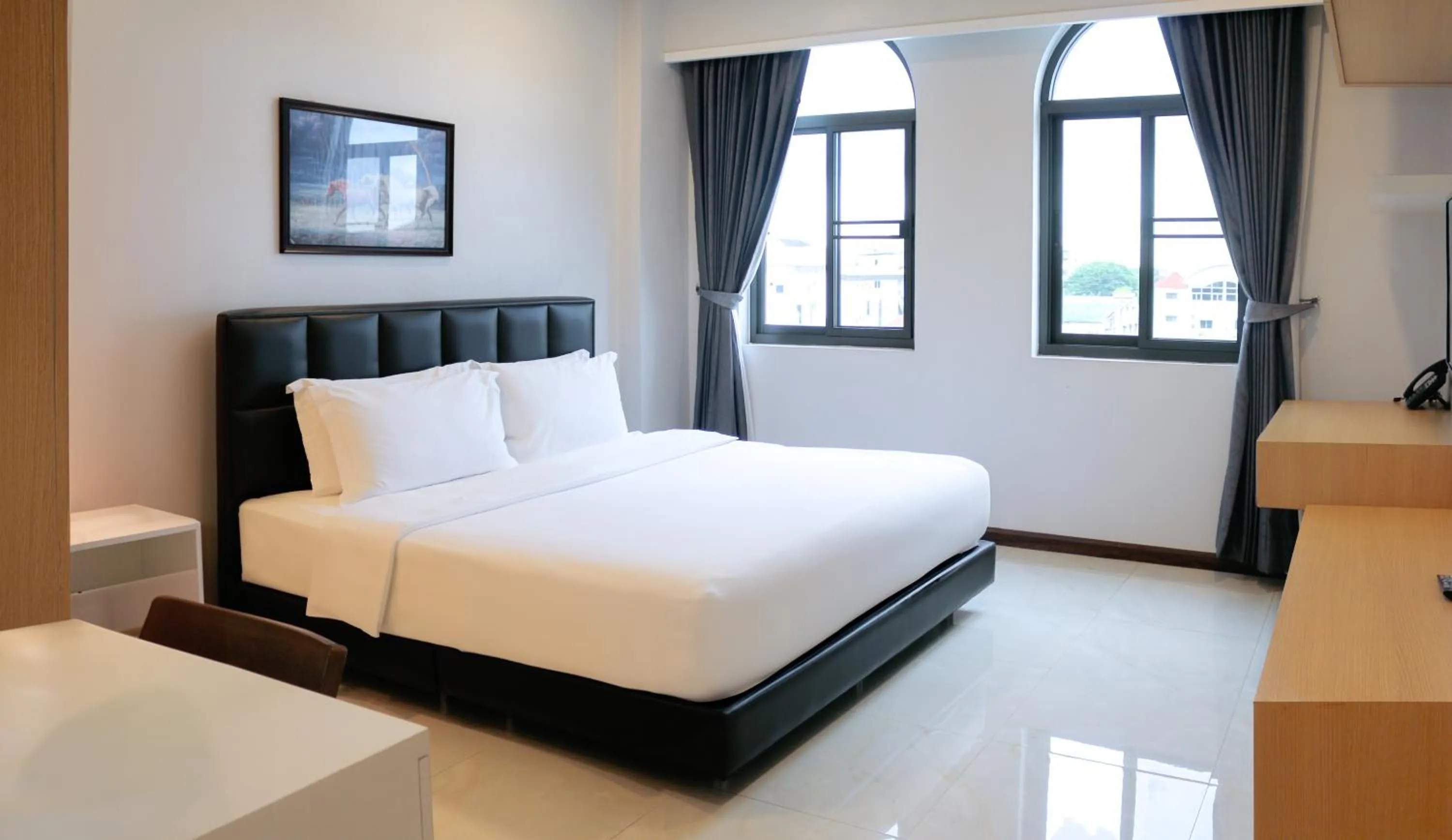 Bedroom, Bed in Urbanite Hotel