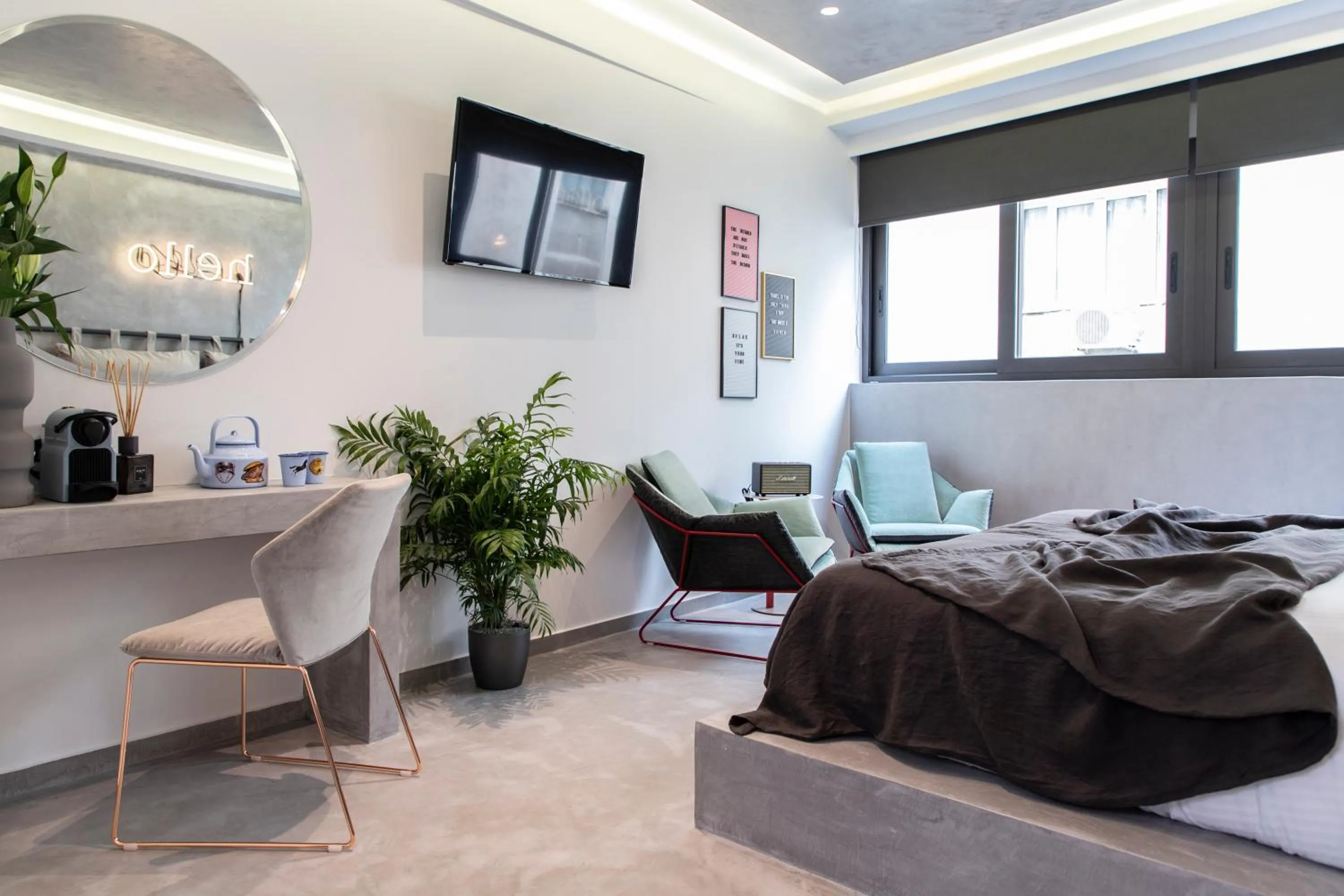 Seating area in 14 Reasons Why Hotel Athens