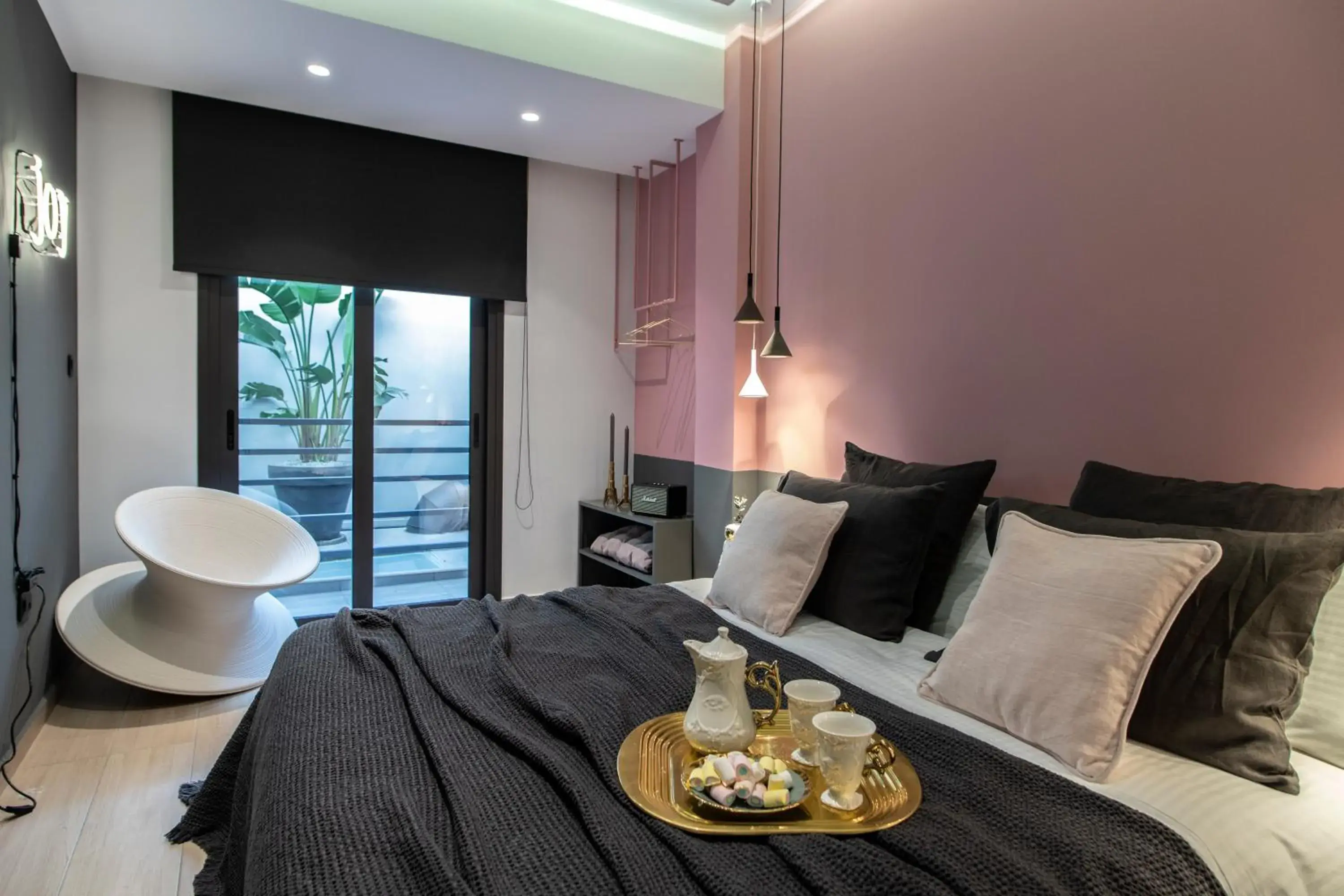 Deluxe Double Room in 14 Reasons Why Hotel Athens Deluxe Double Room in 14 Reasons Why Hotel Athens