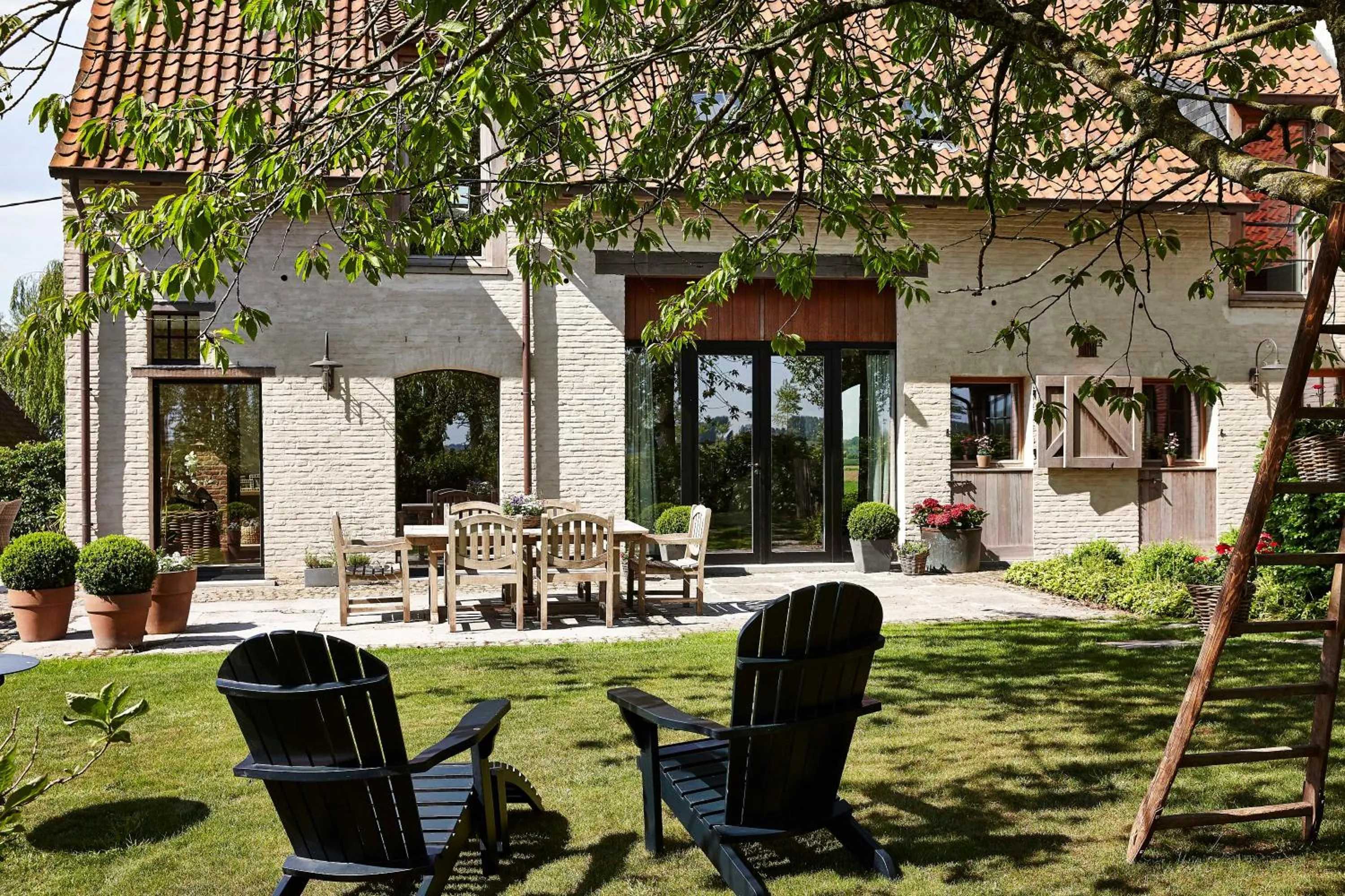 Garden in De Zonnebrug Dijkhoeve