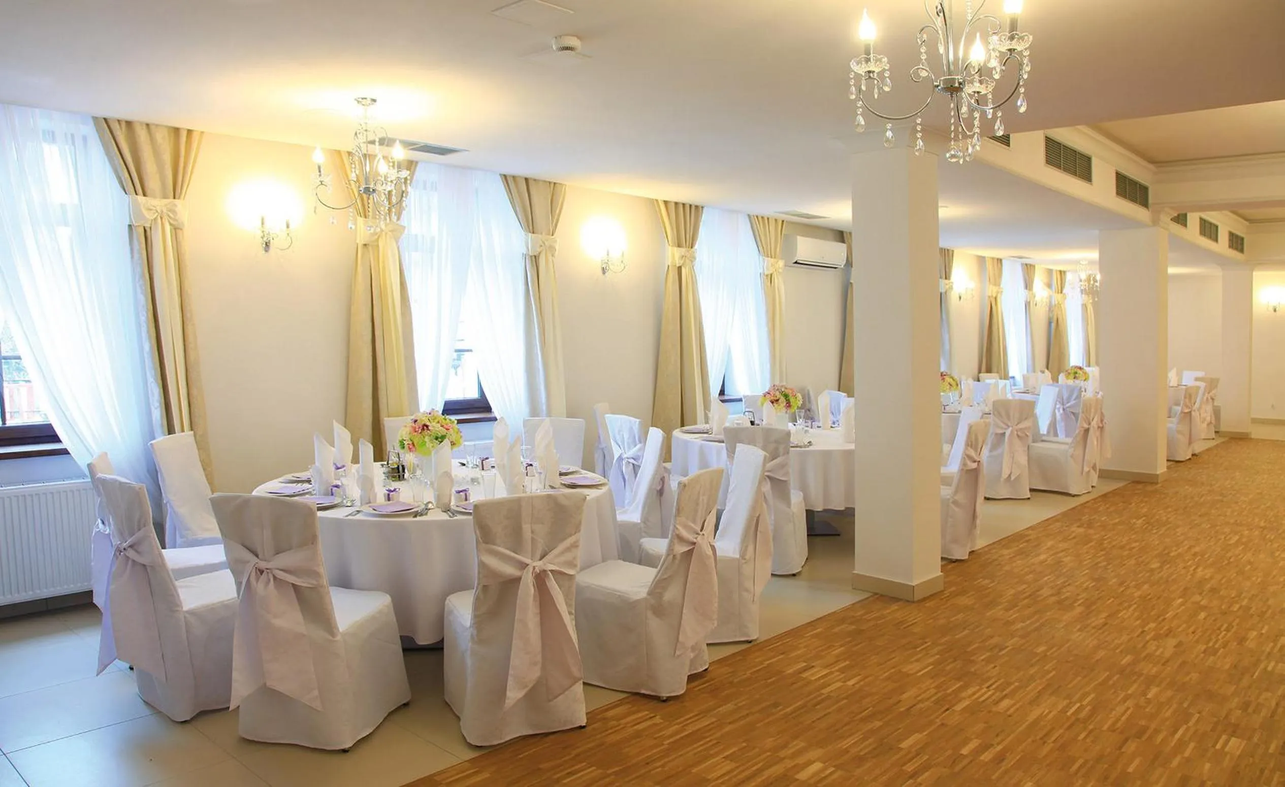 Banquet/Function facilities in Hotel Camelot