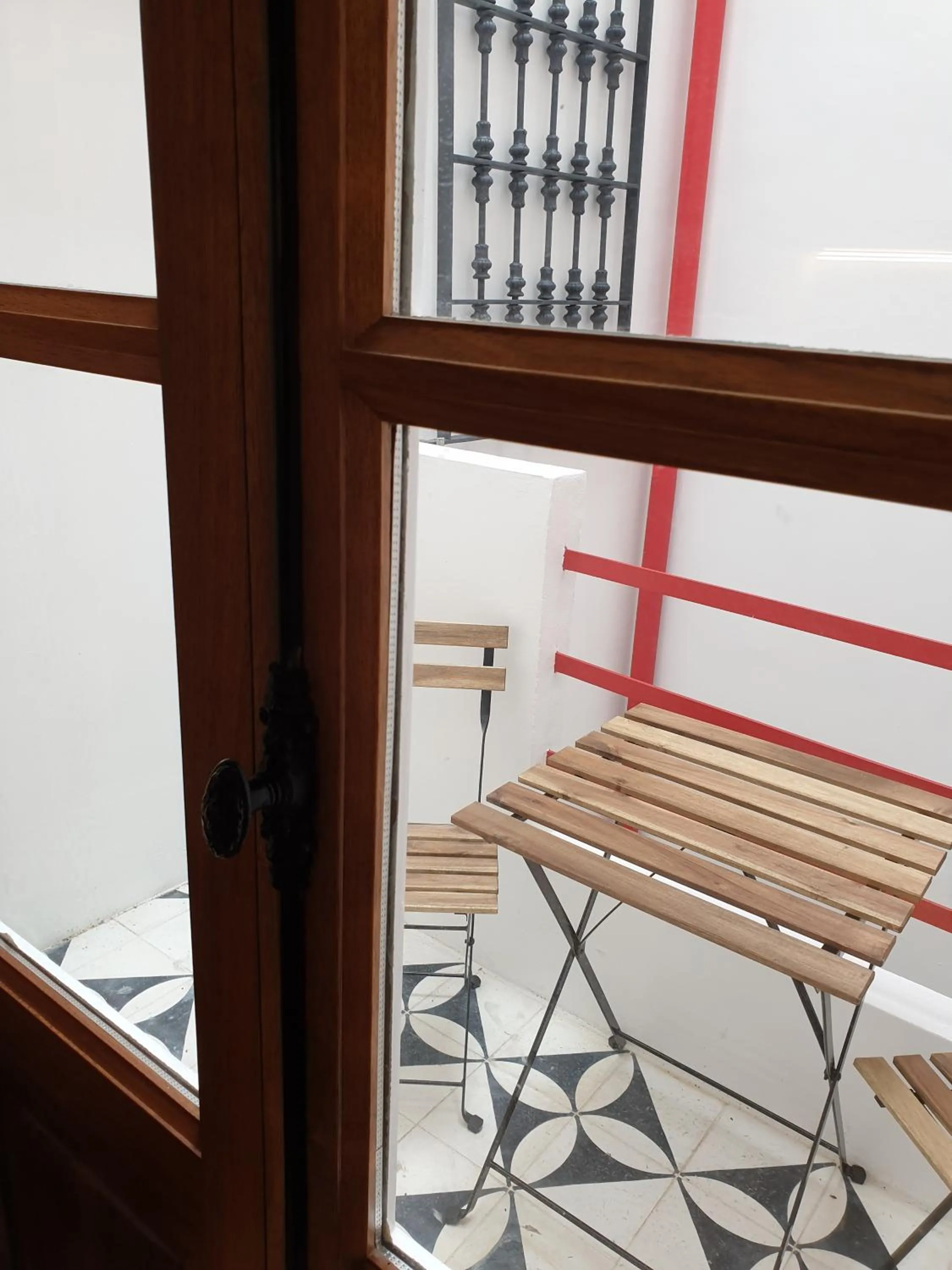 Balcony/Terrace in Casa da Baixa by PURUS