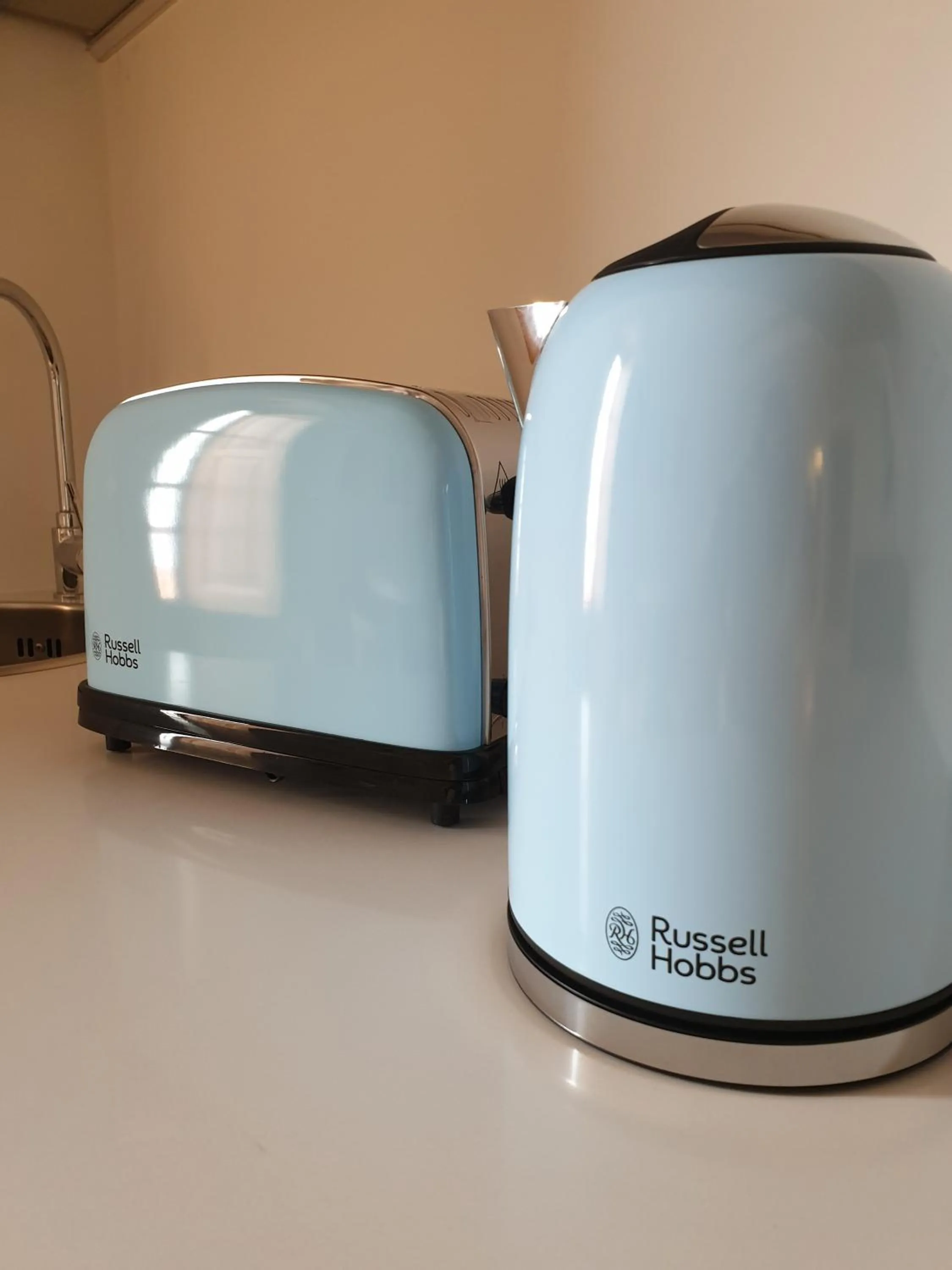 Coffee/tea facilities in Casa da Baixa by PURUS