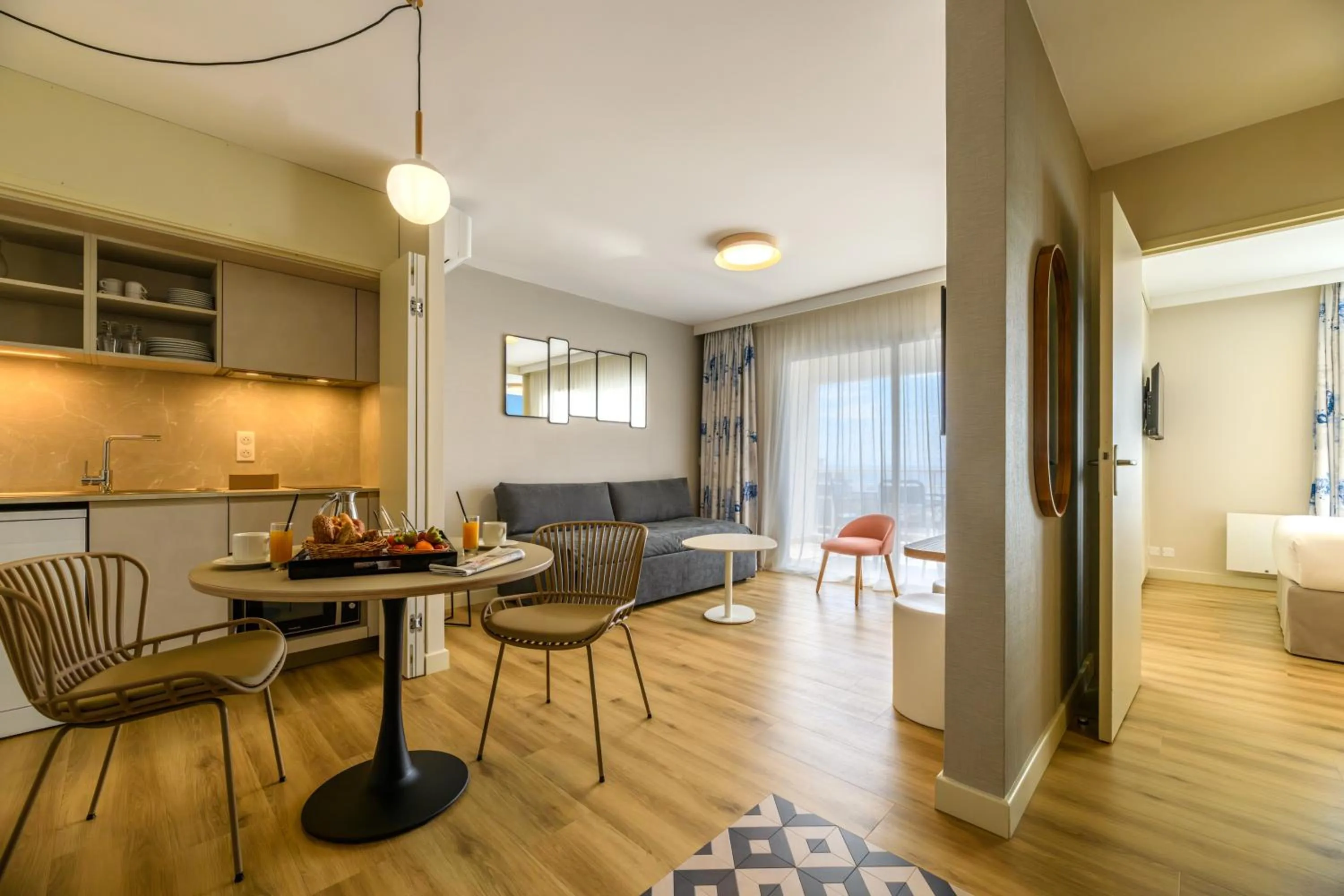 TV and multimedia in Residence de Tourisme Ajaccio Amirauté