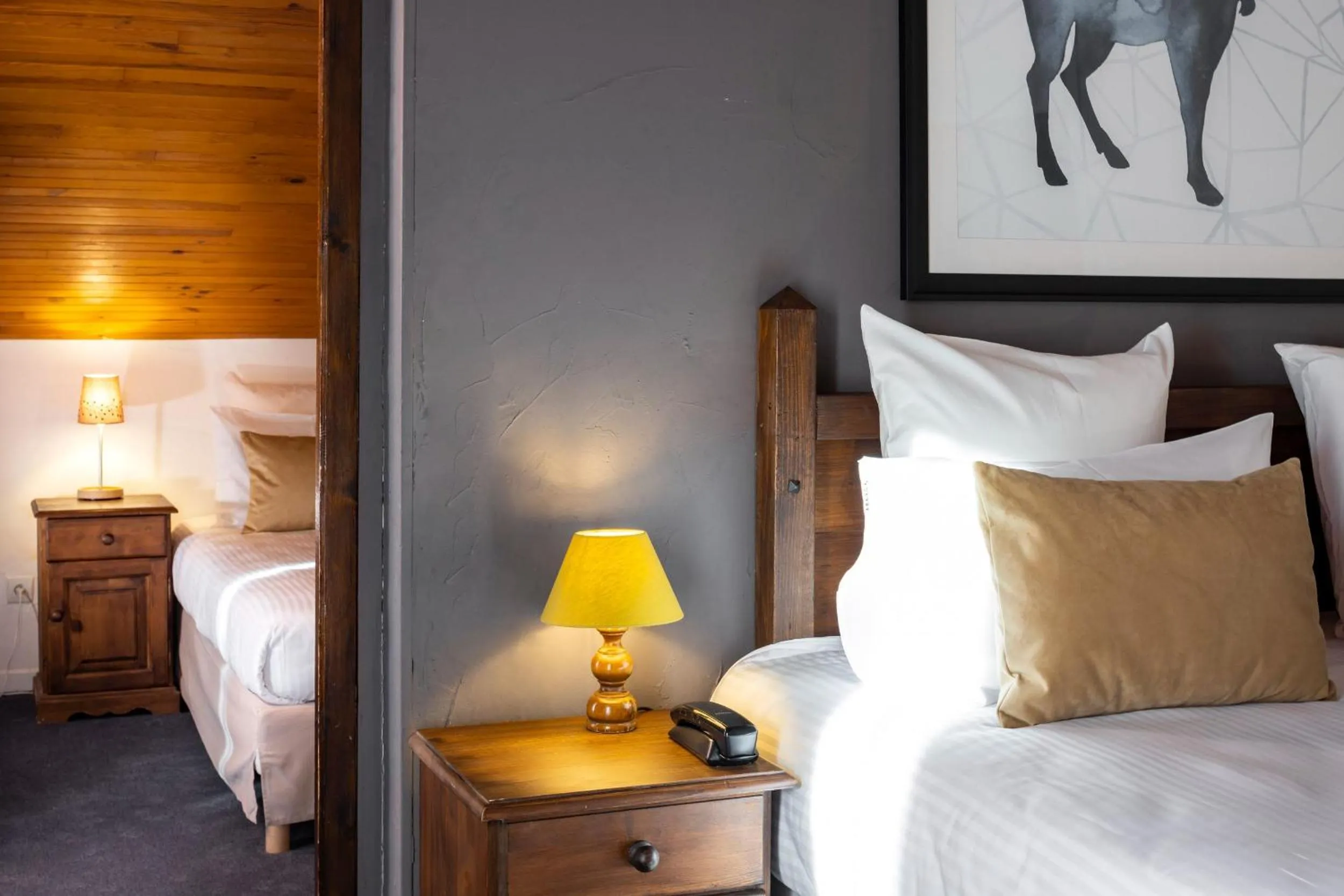 Photo of the whole room, Bed in Hôtel Aalborg