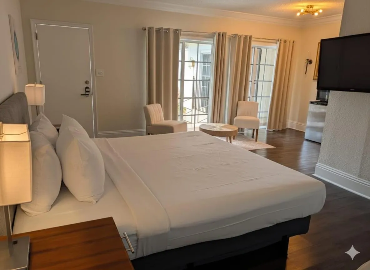 Bed in La Casa Hotel