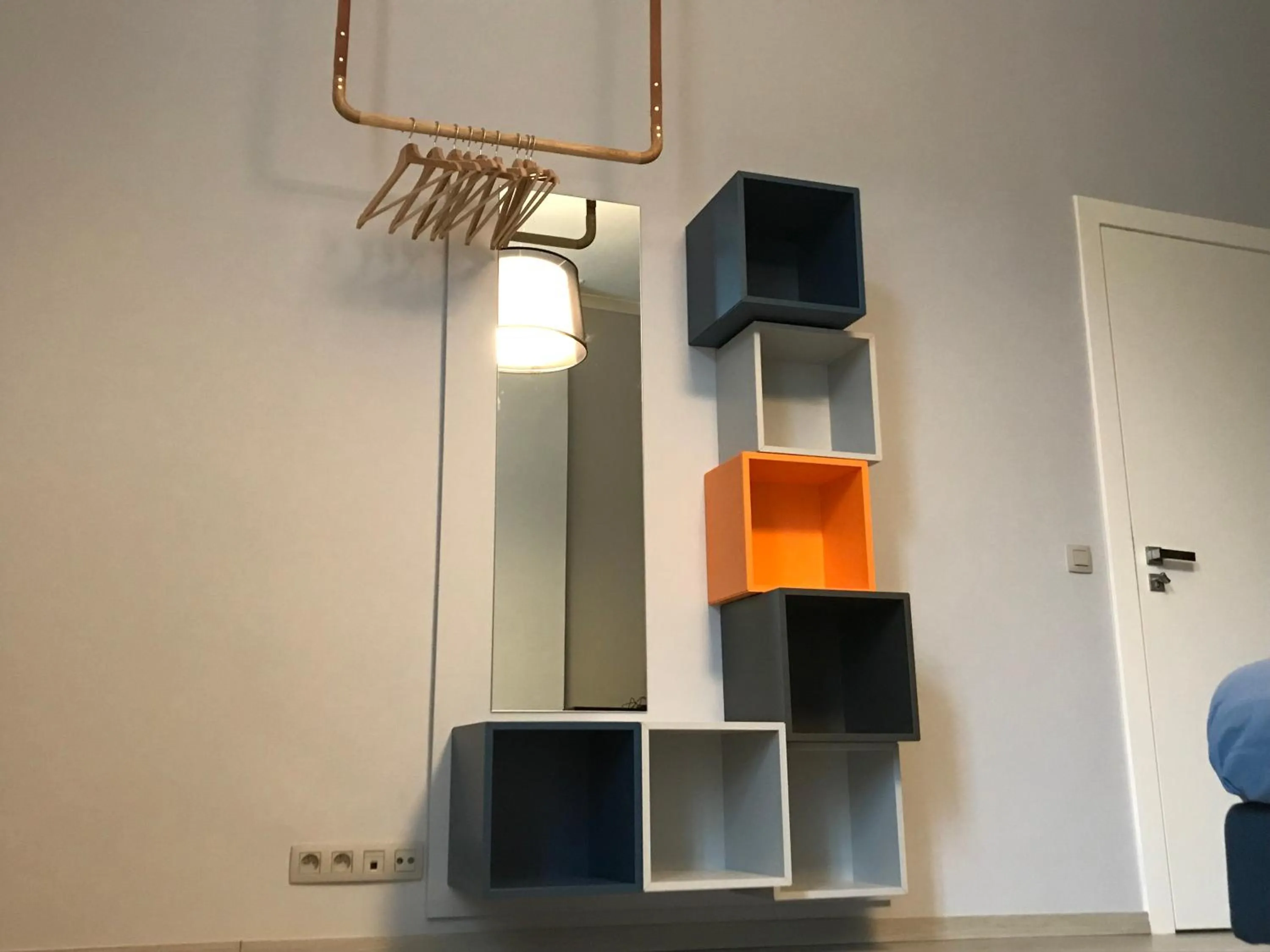 Guests in B&B Inn Between