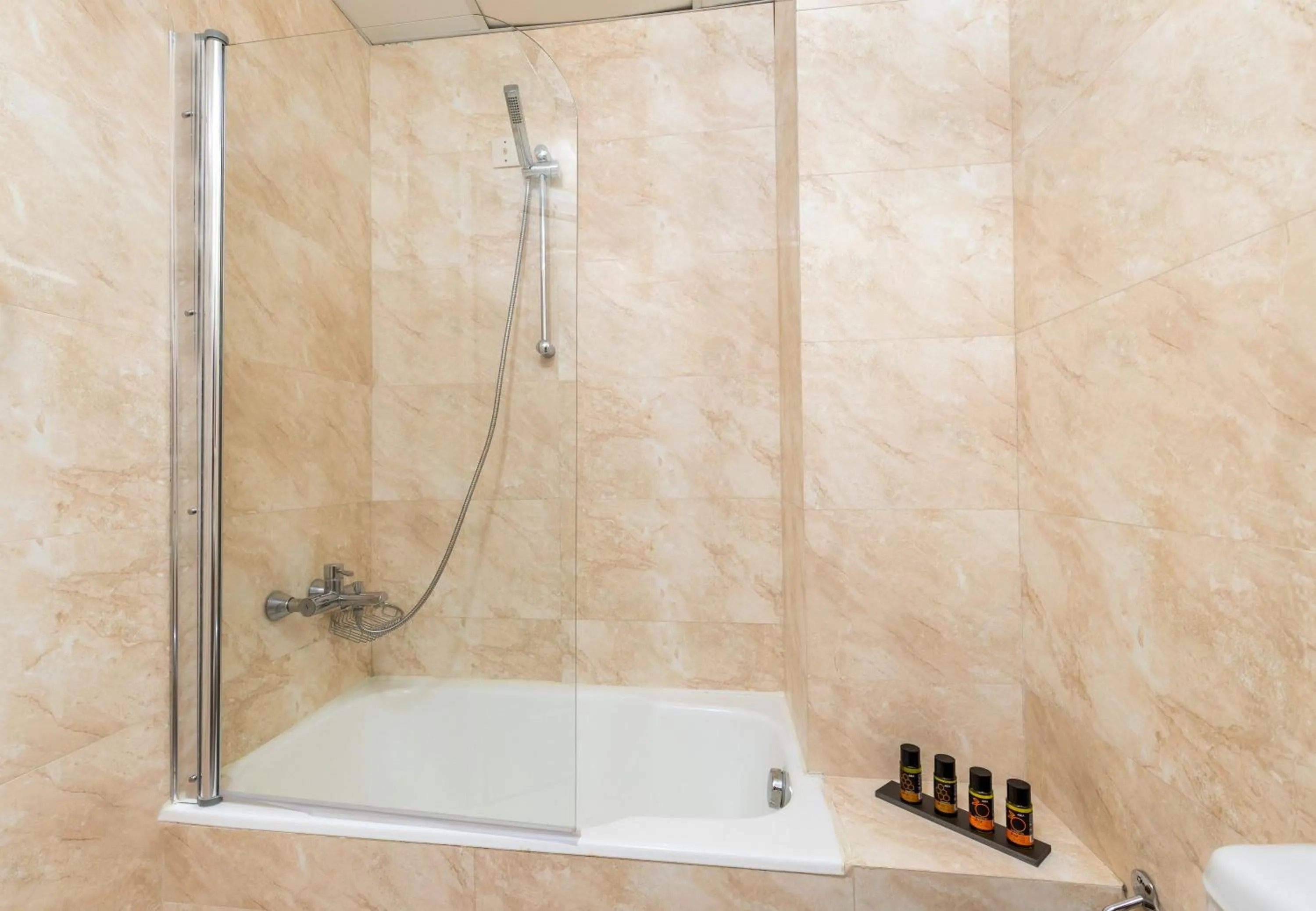 Shower in Sun Beach Apartments