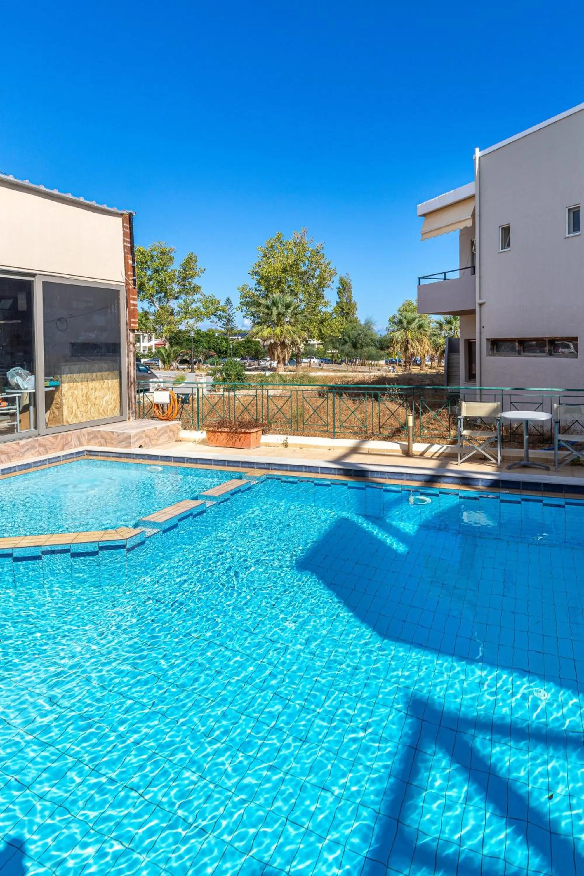 Swimming pool in Sun Beach Apartments
