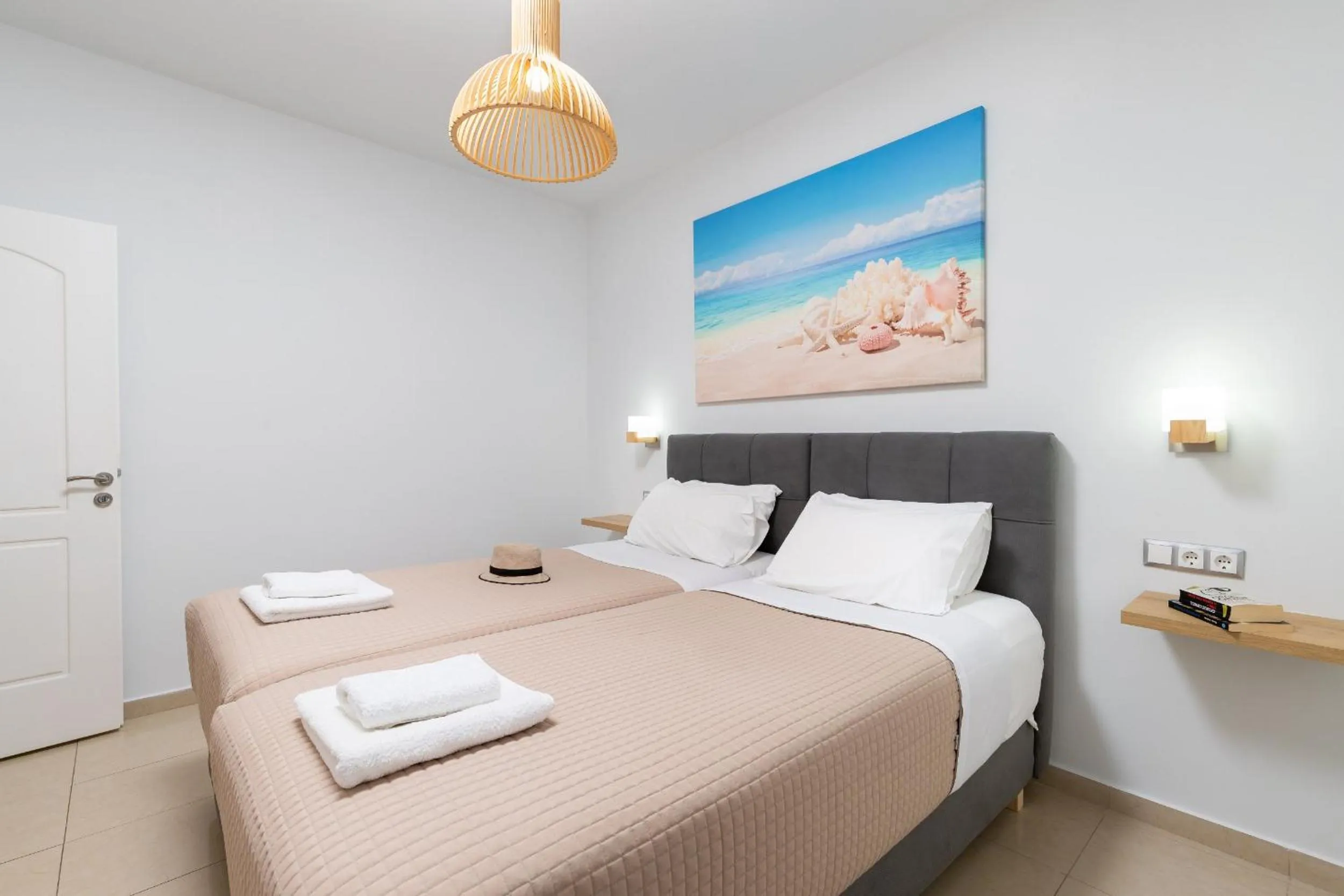 Bed in Sun Beach Apartments