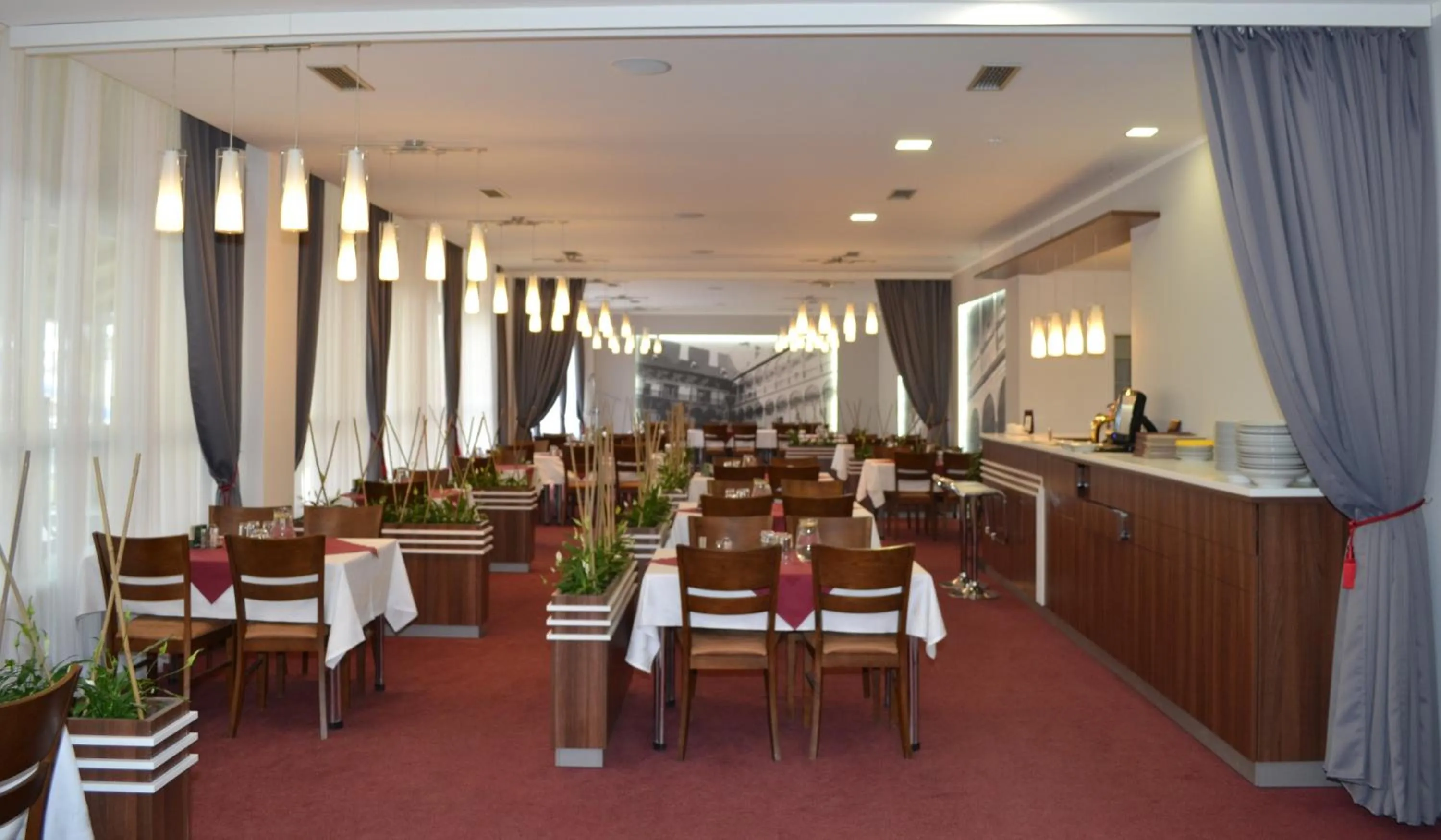 Restaurant/places to eat in Hotel Arkáda