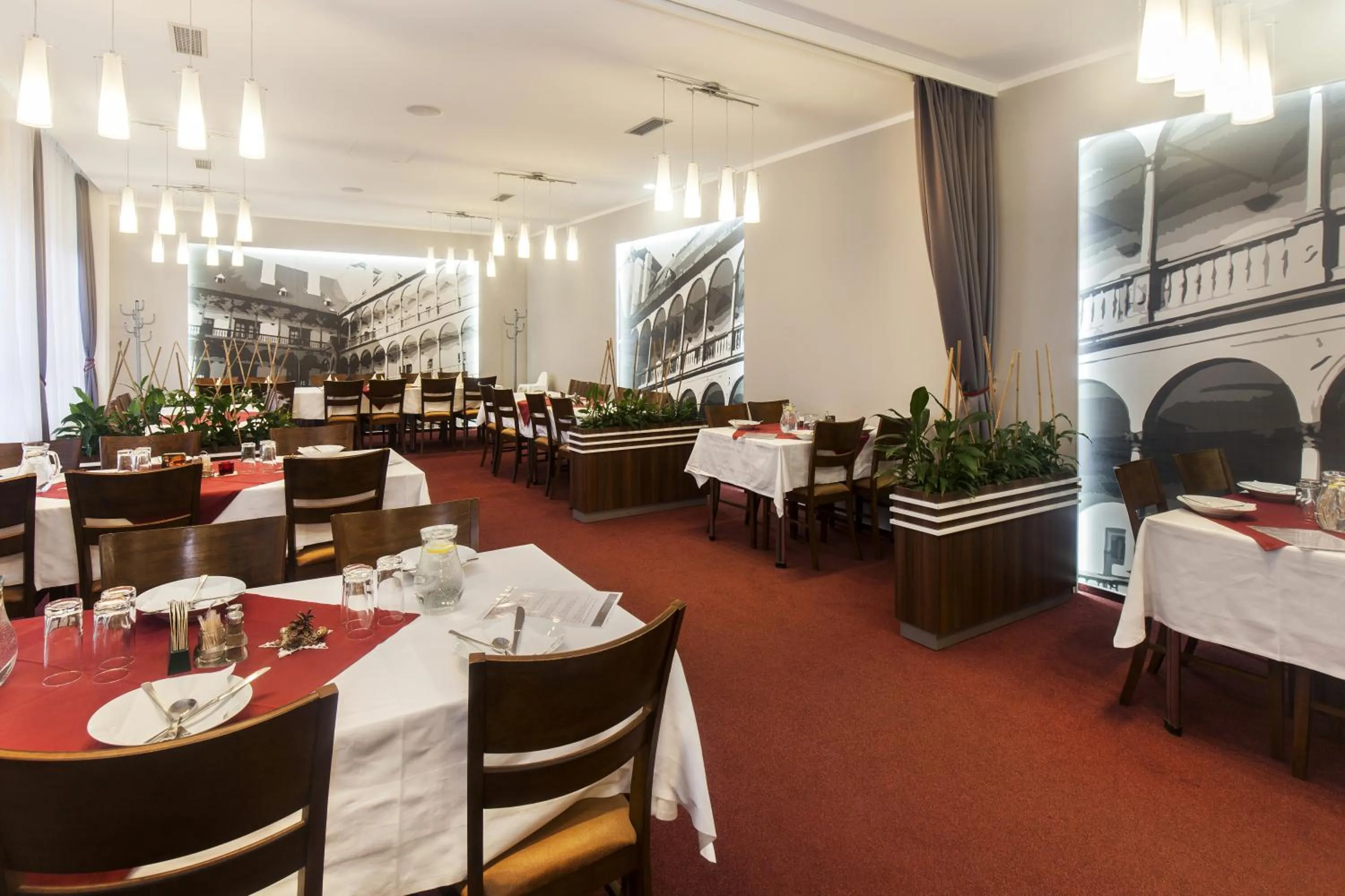 Restaurant/places to eat in Hotel Arkáda