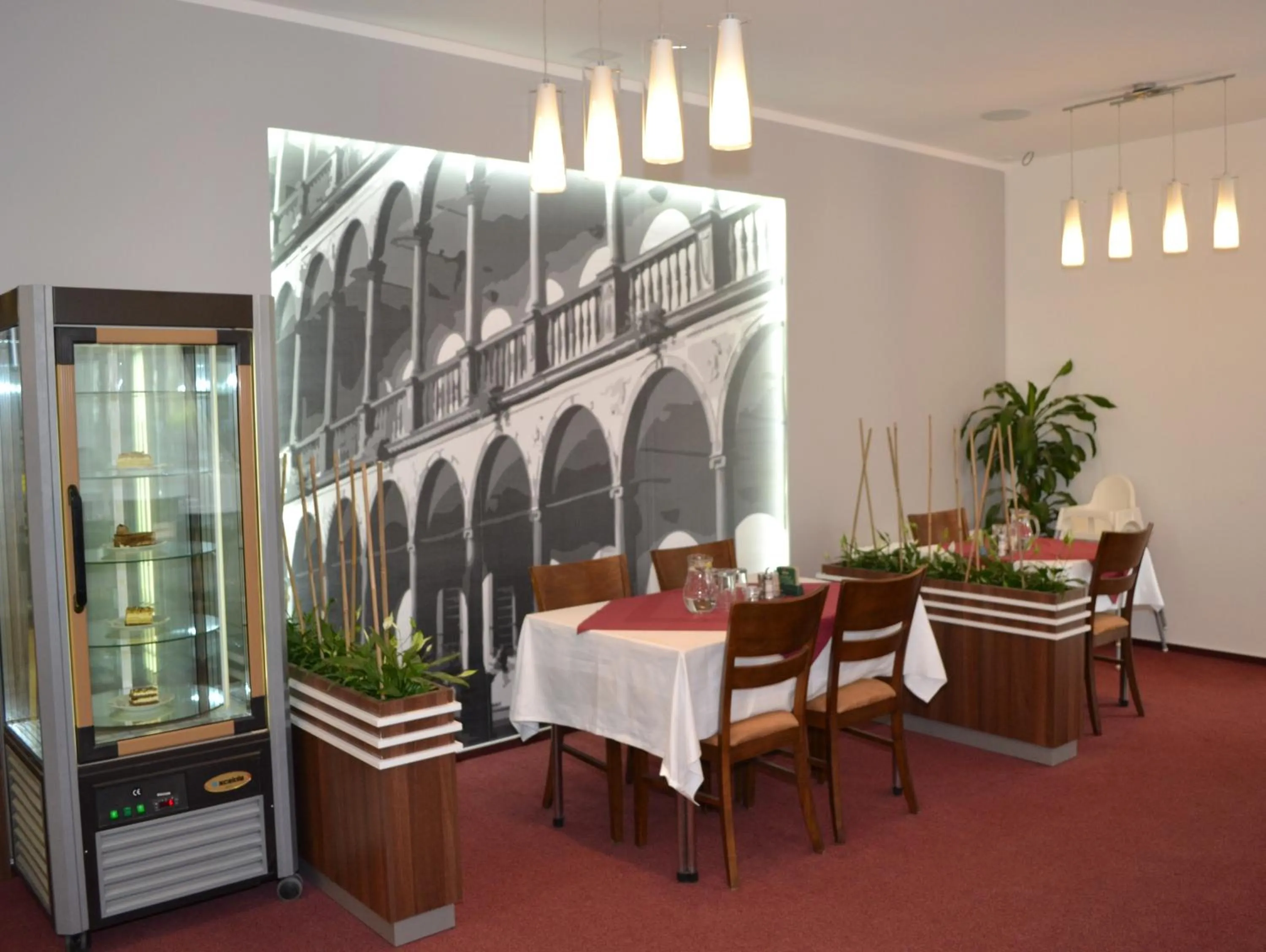 Restaurant/places to eat in Hotel Arkáda