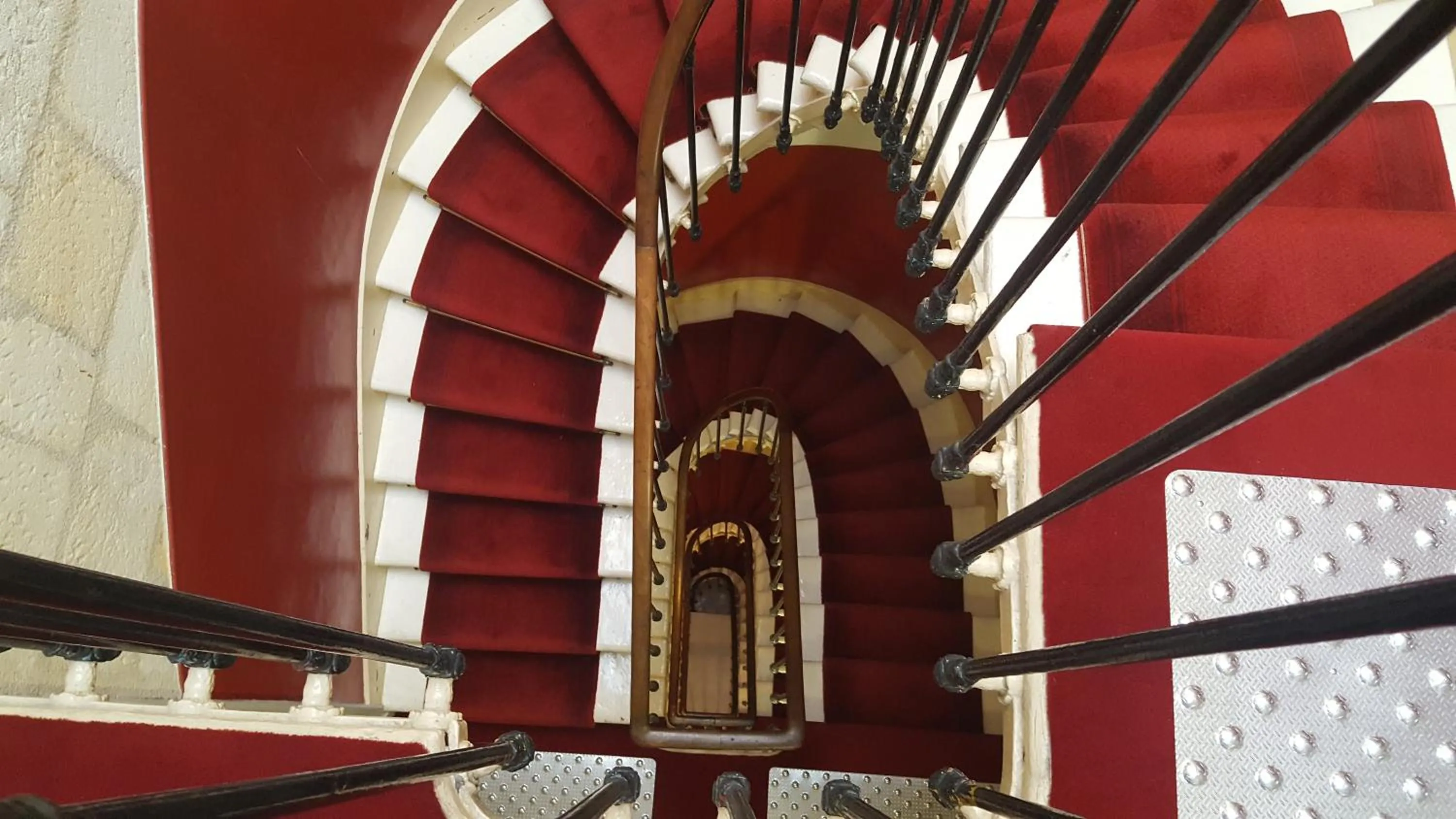 Property building in Hotel Bleu de Mer