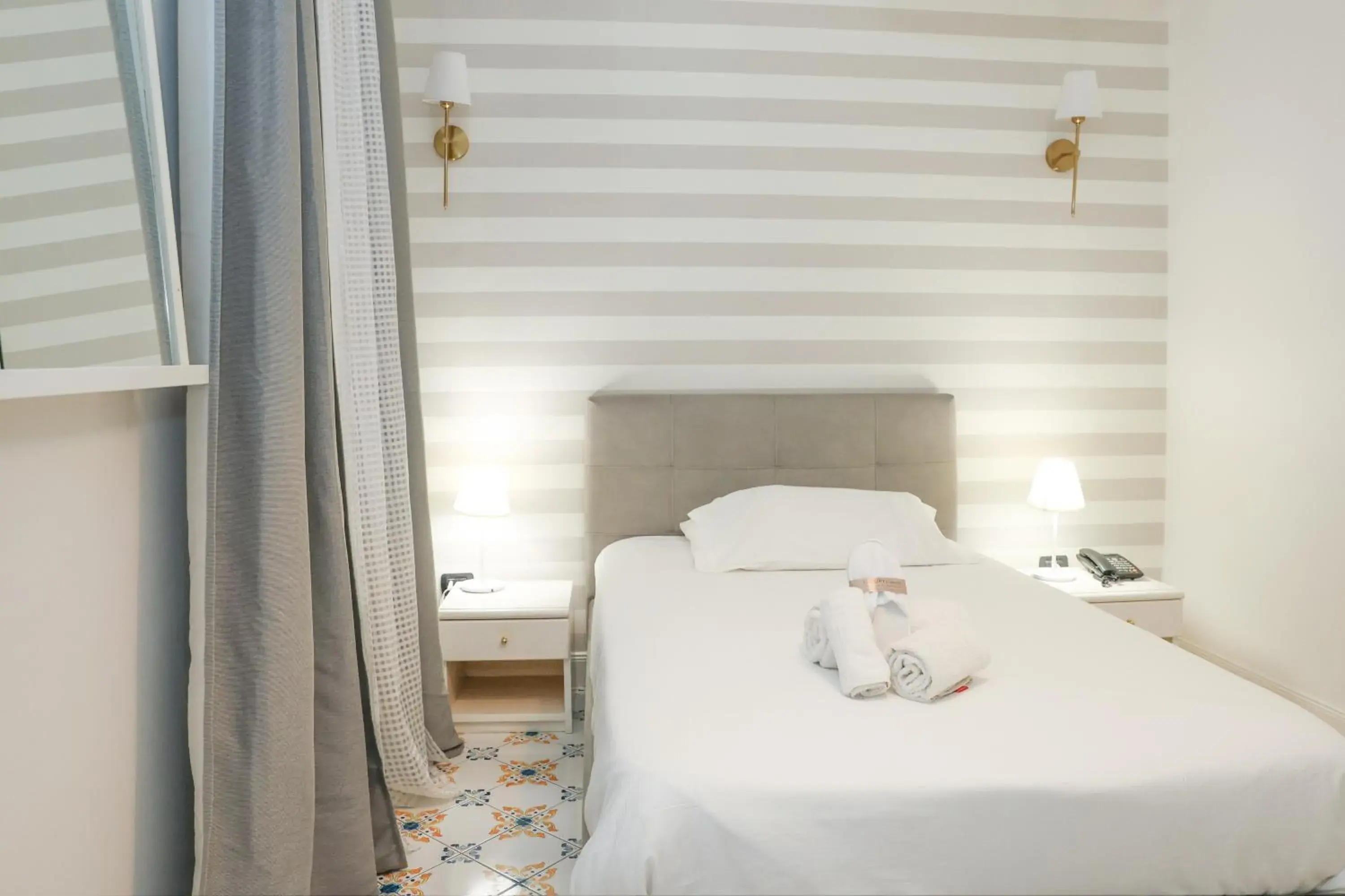 Large Single Room in Hotel Palma Large Single Room in Hotel Palma