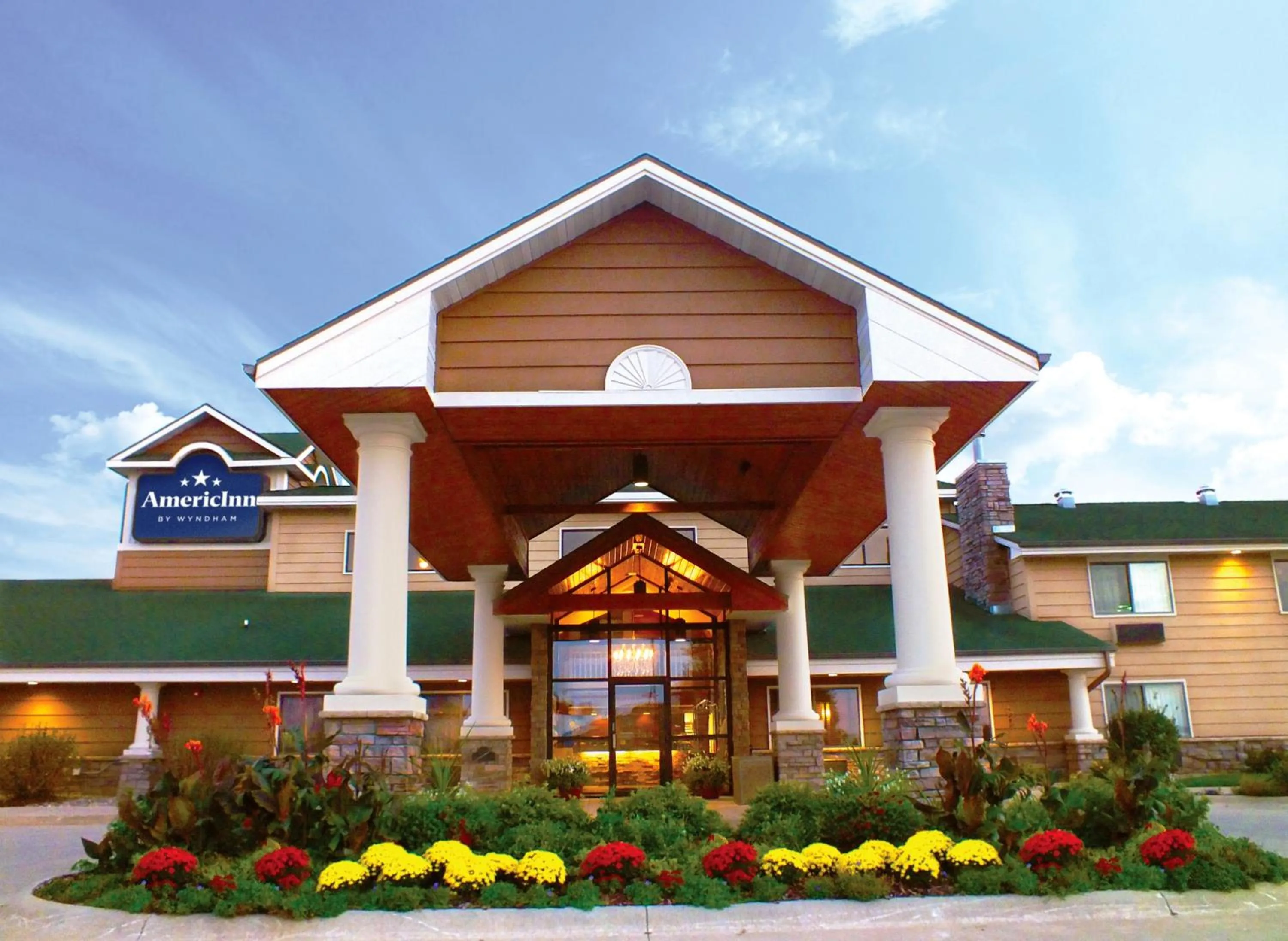Facade/entrance in AmericInn by Wyndham Okoboji