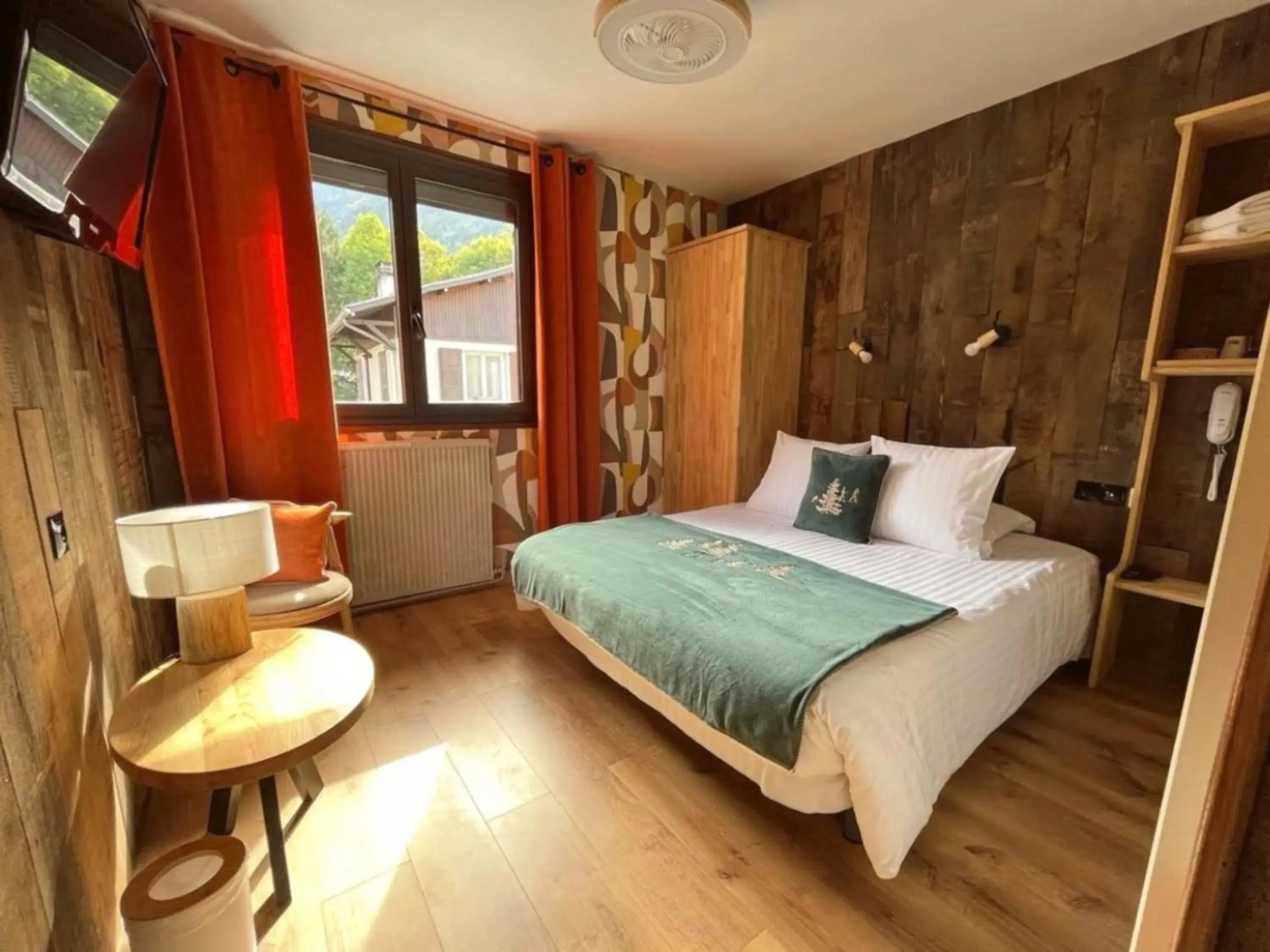 Standard Queen Room in Hôtel La Rencluse Standard Queen Room in Hôtel La Rencluse