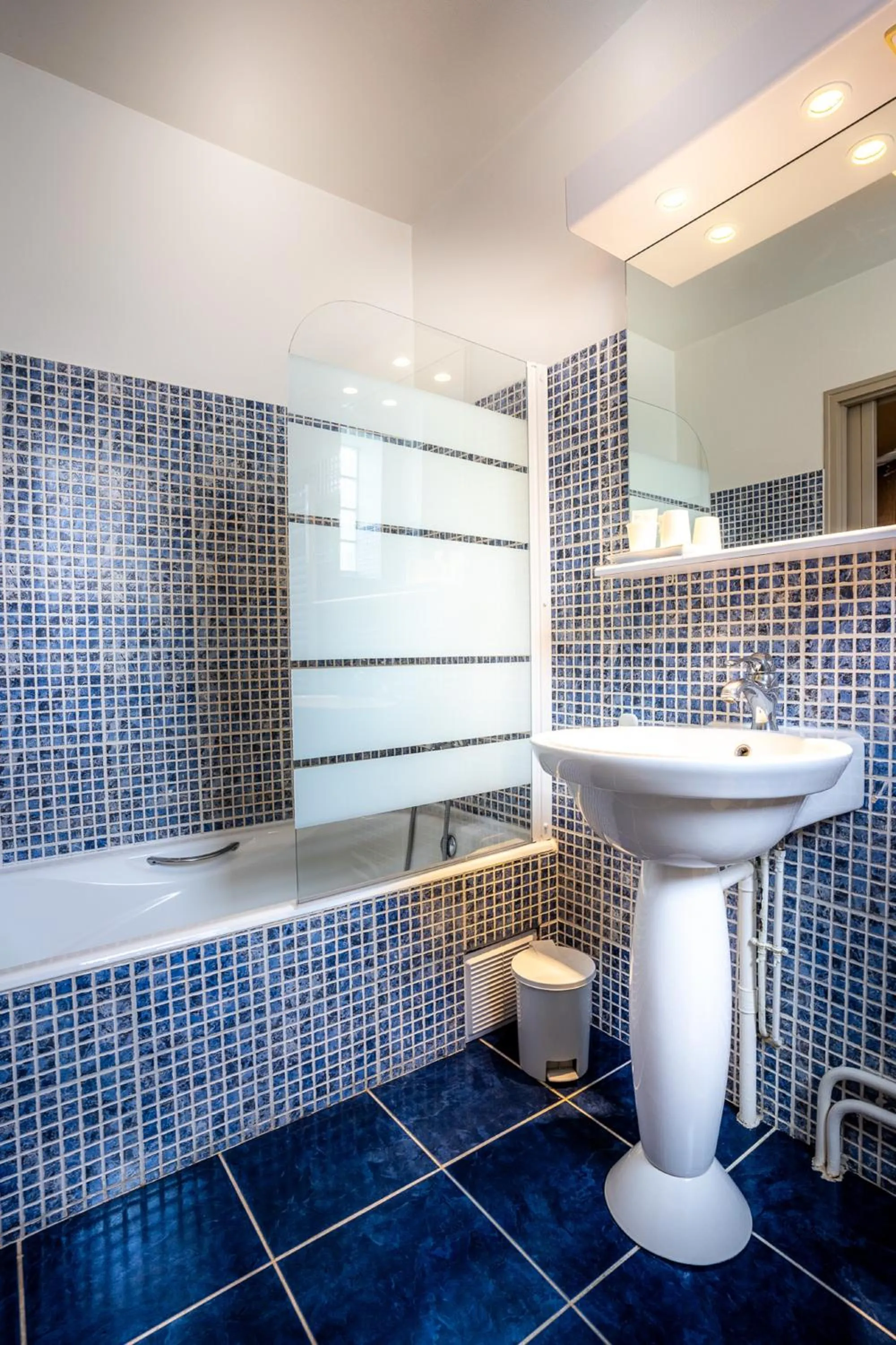 Bathroom in Hôtel La Rencluse