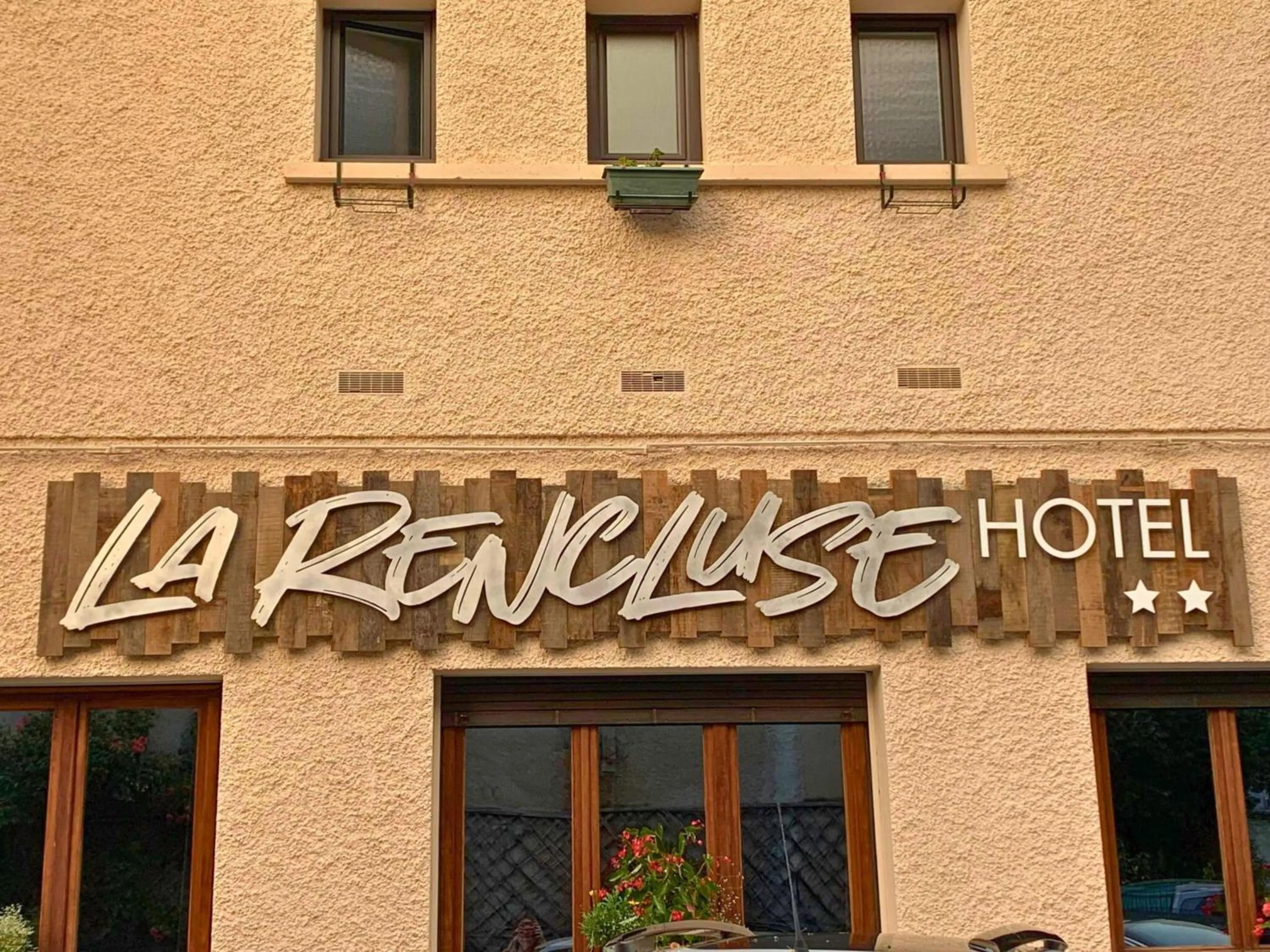 Property building in Hôtel La Rencluse