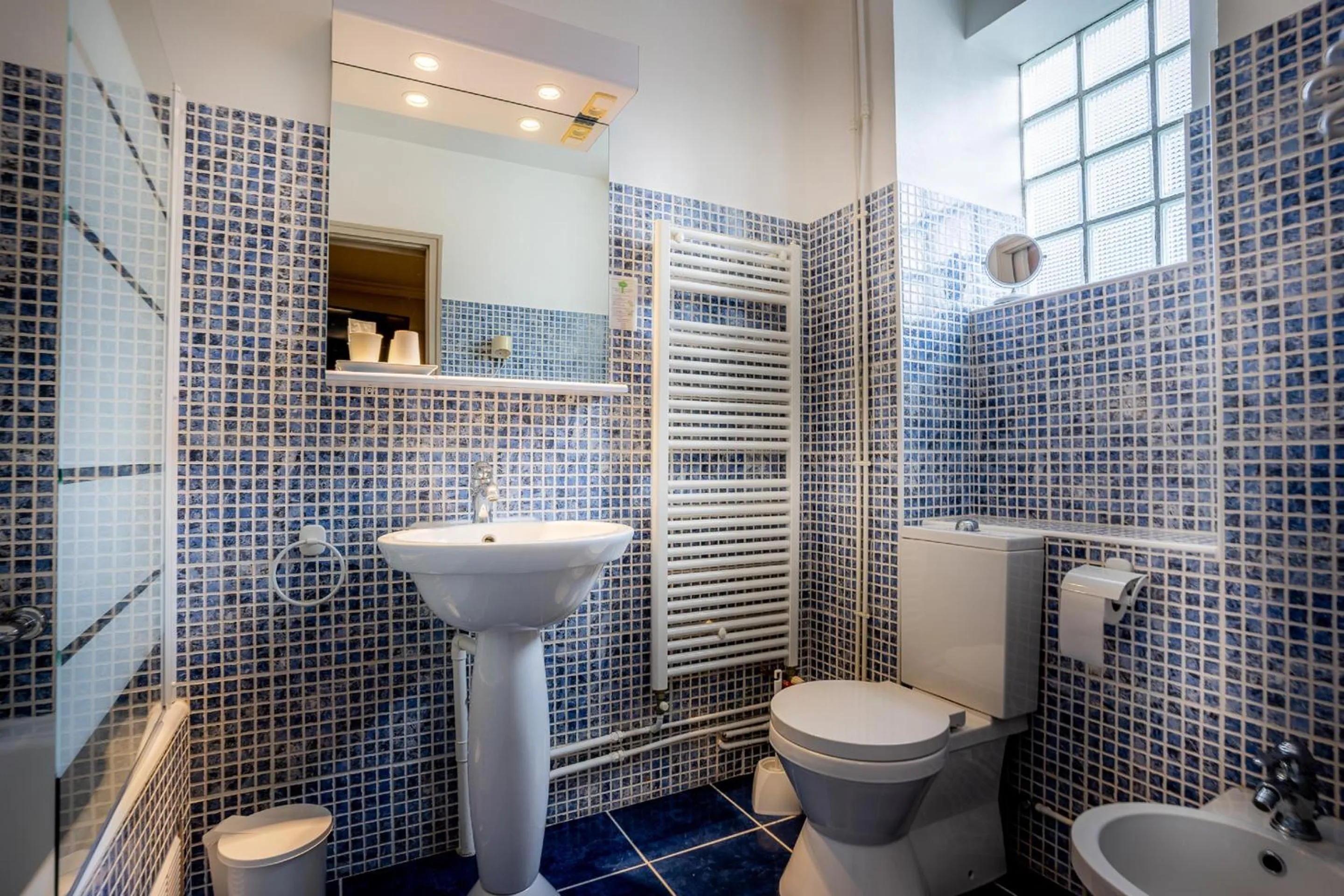 Bathroom in Hôtel La Rencluse