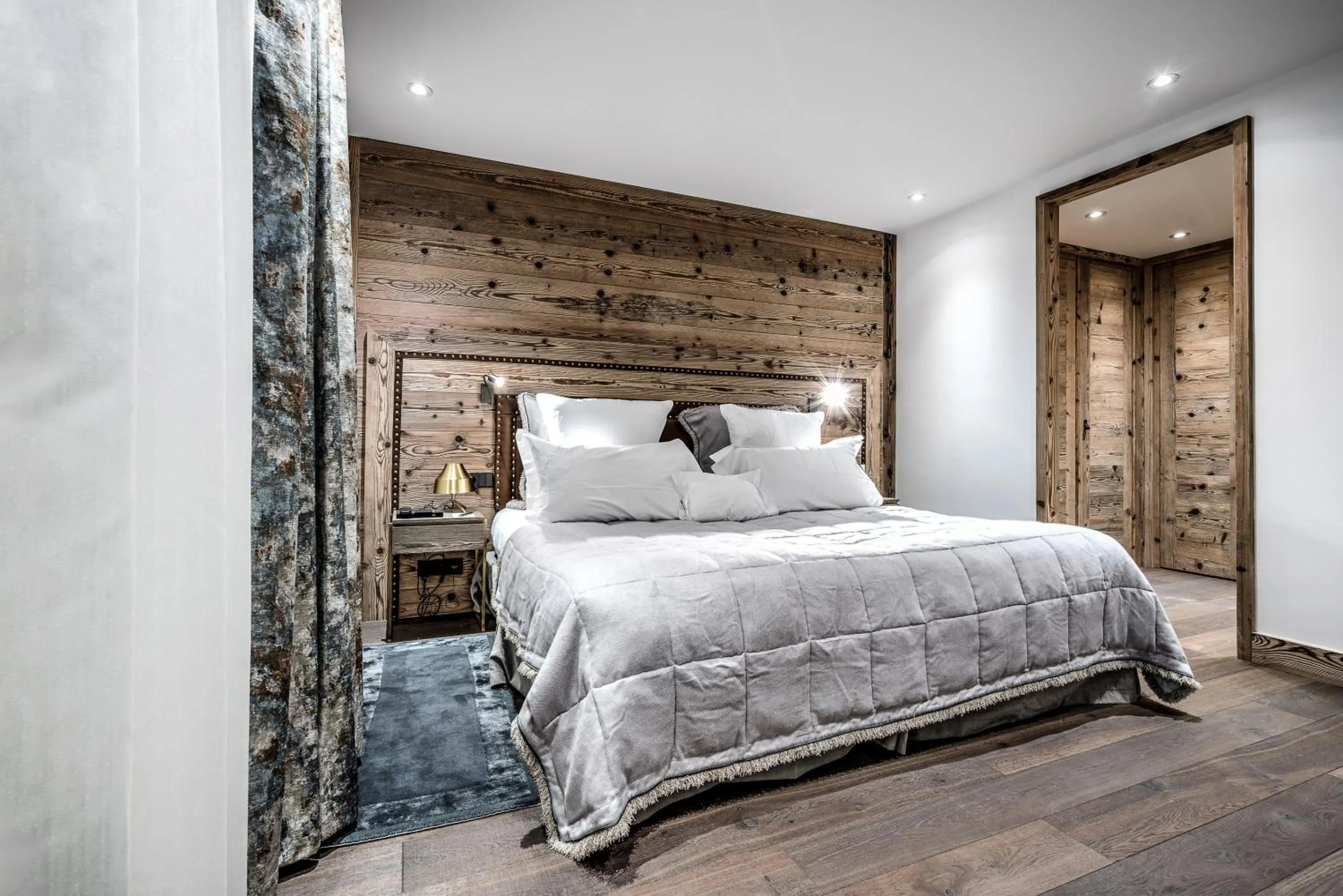 Bedroom, Bed in Hôtel La Sivolière