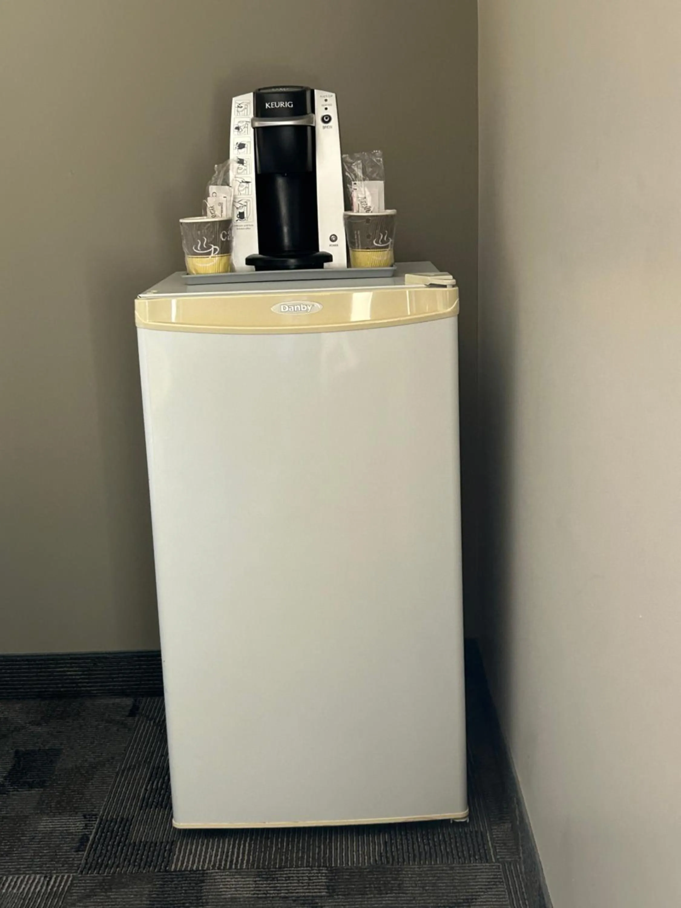 Midland Inn & Suites