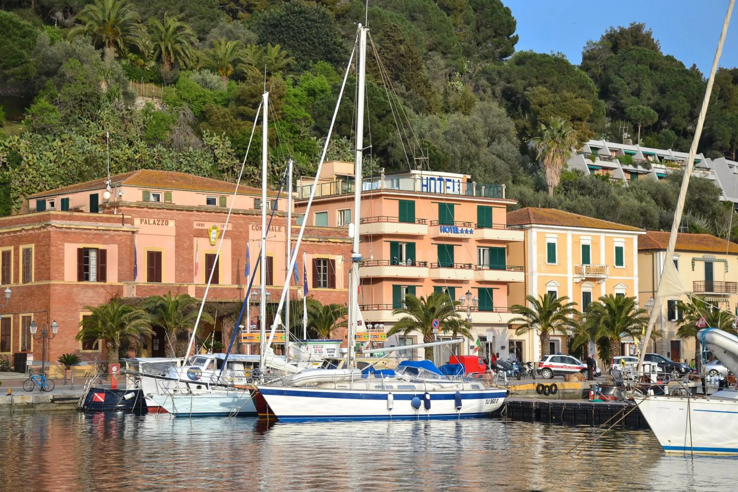 Property building in Hotel Belmare