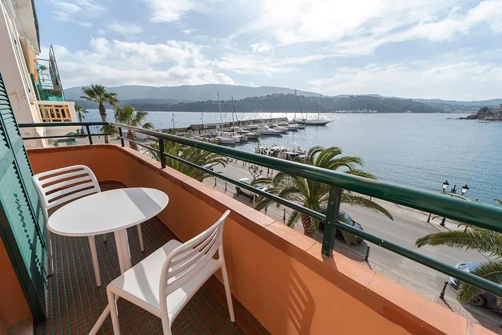 Balcony/Terrace in Hotel Belmare