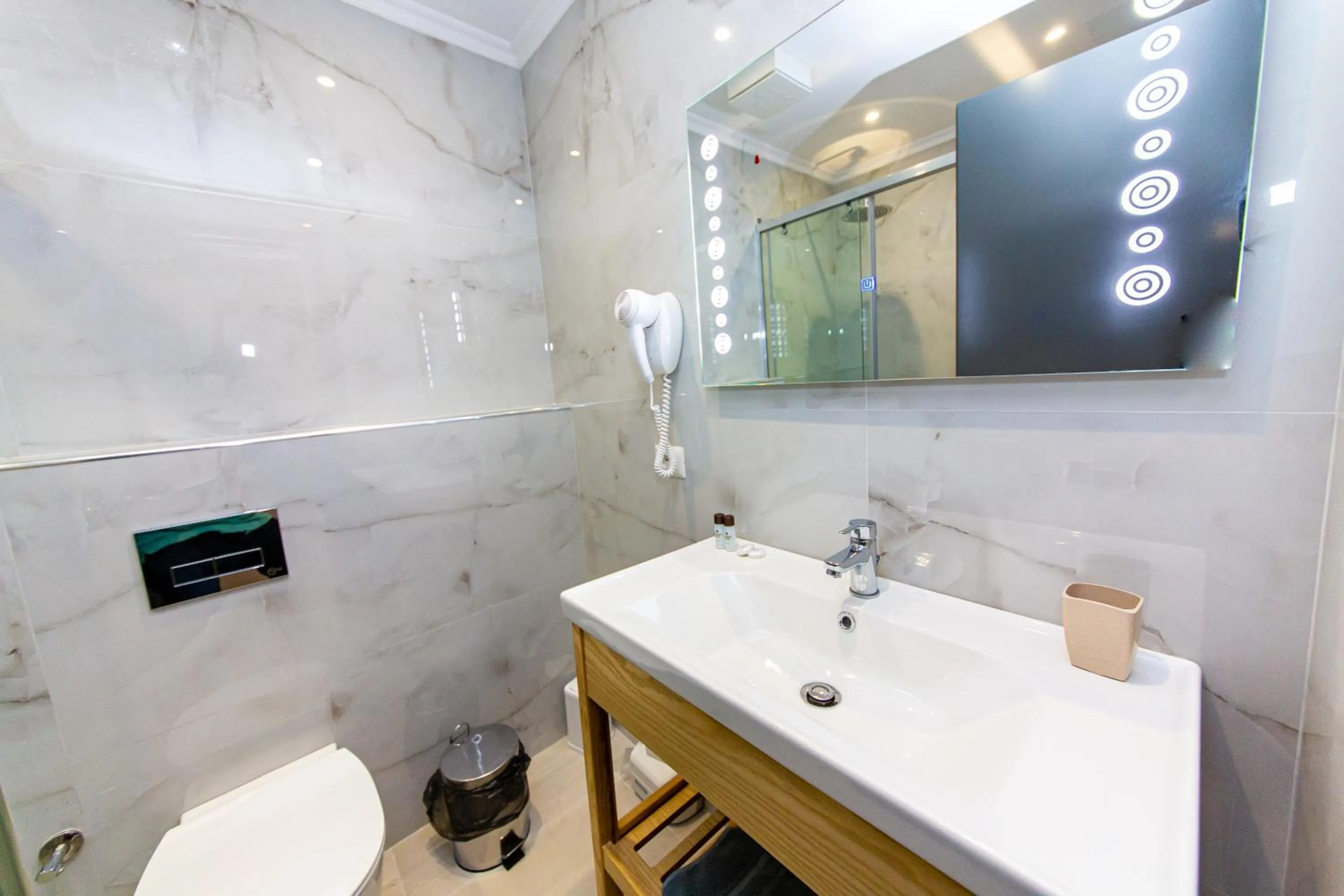 Shower in Delight Hotel