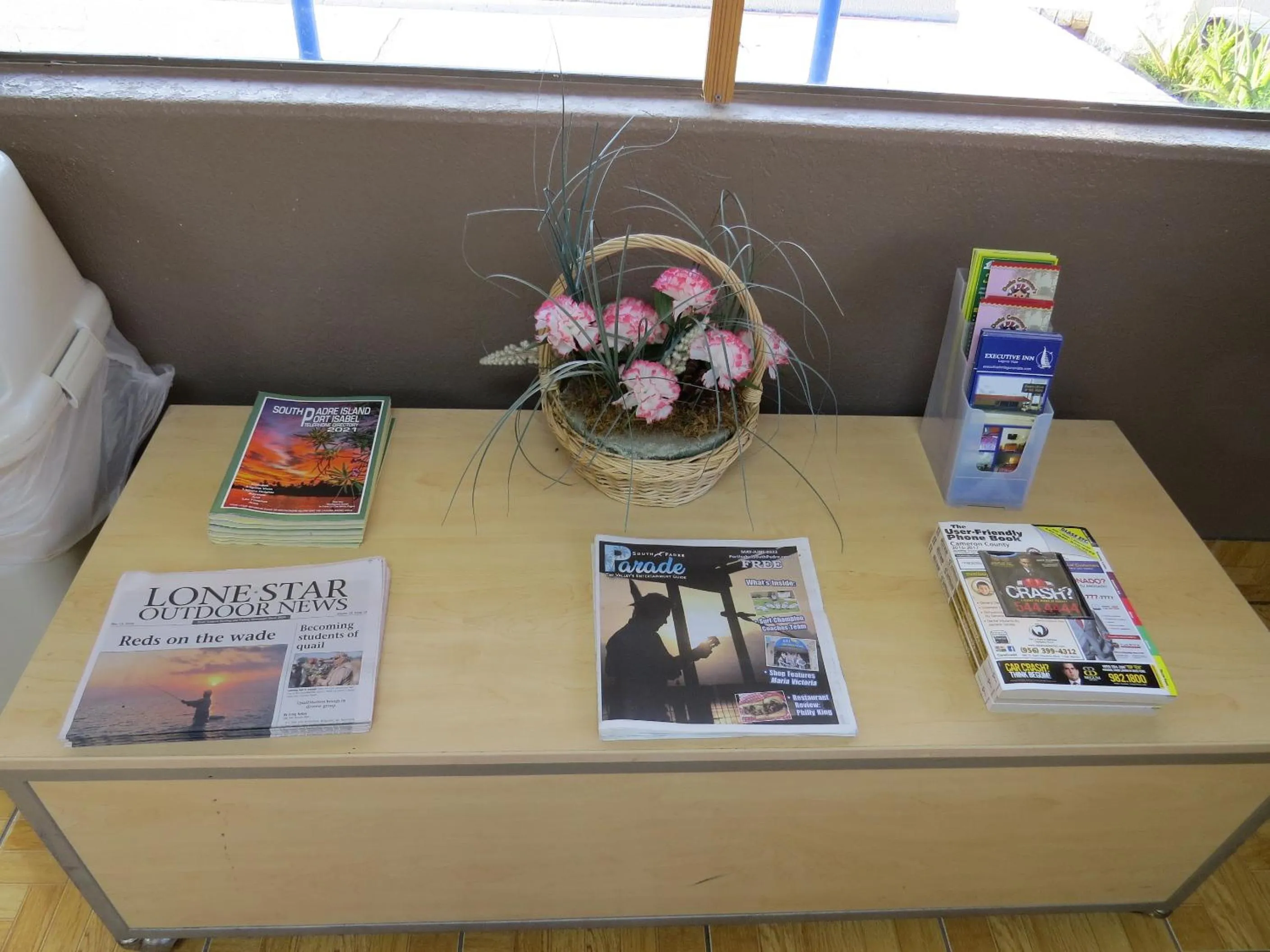 Property building in Executive Inn Laguna Vista