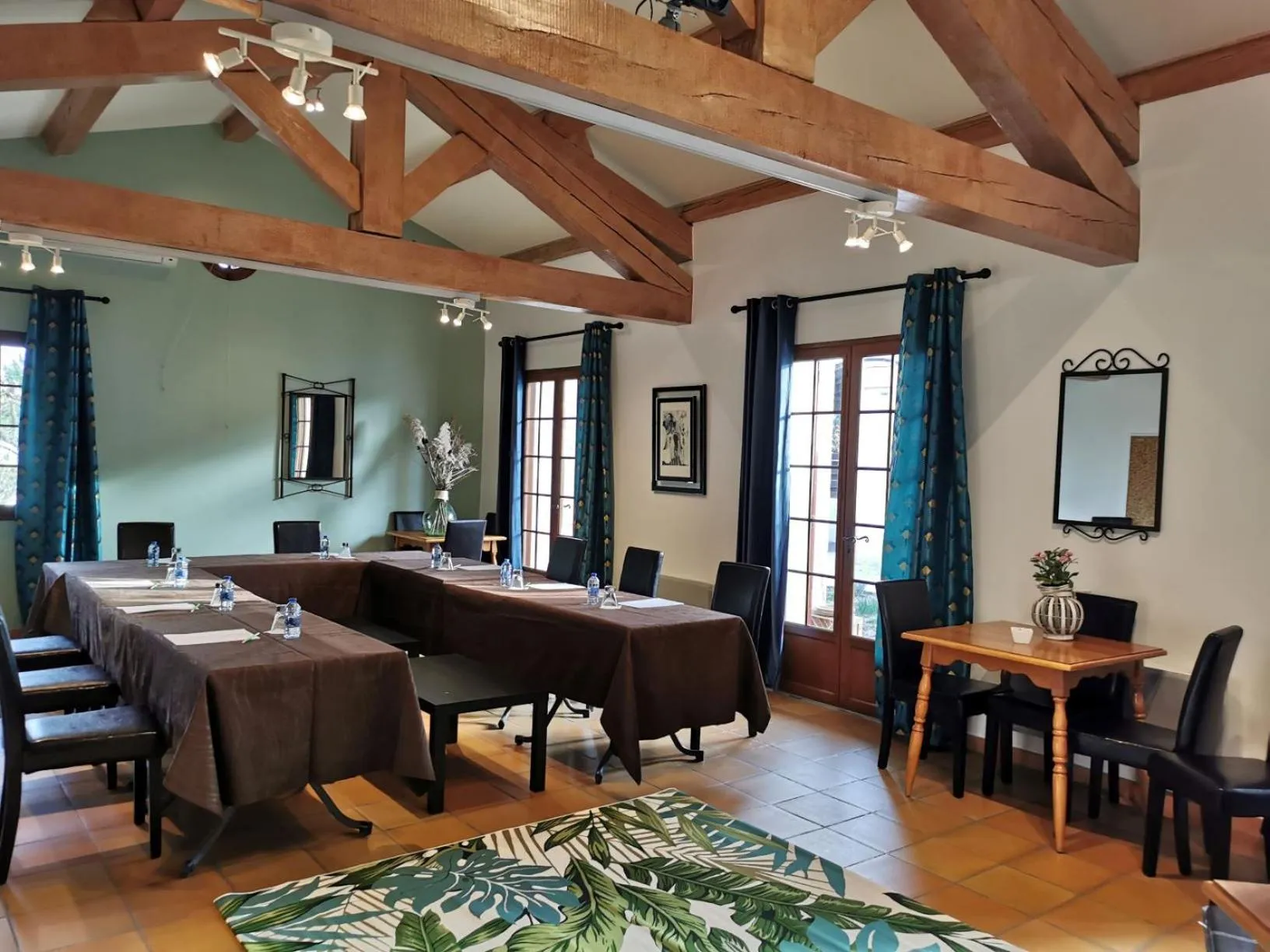 Banquet/Function facilities in Hôtel Le Mas Des Amandiers