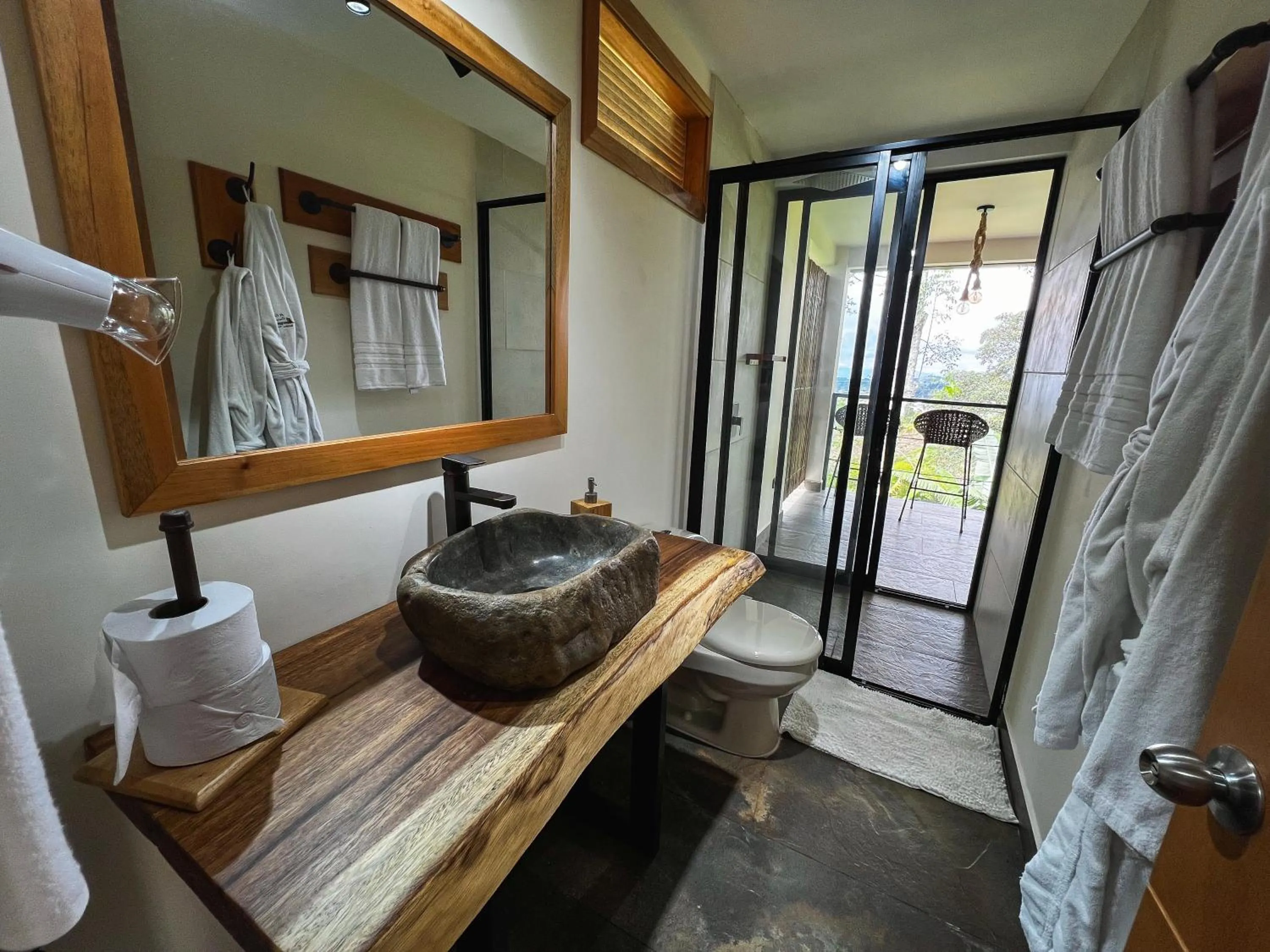 Shower in El Edén Country hotel y Club Residencial