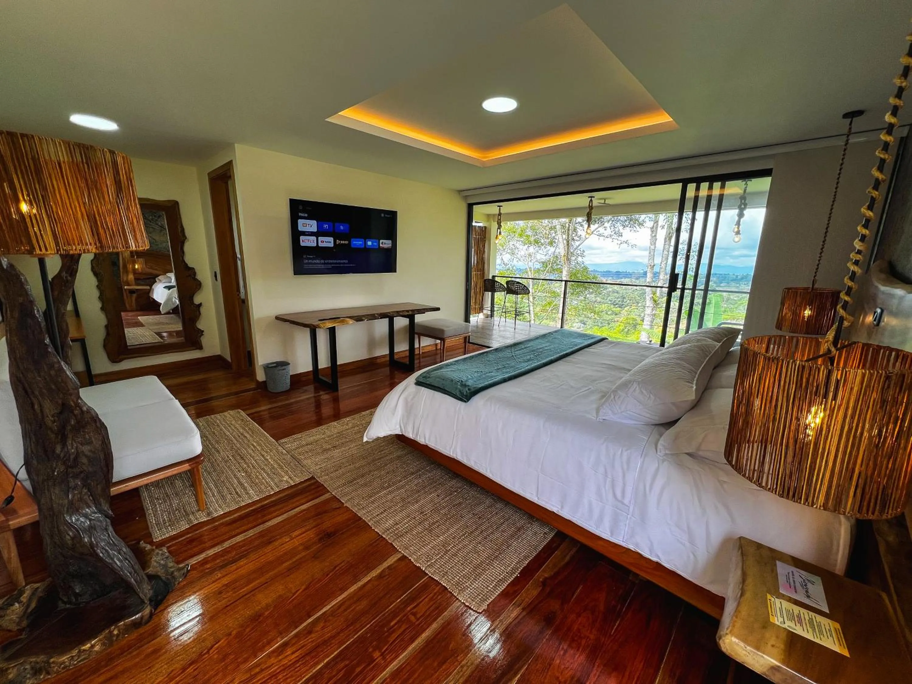 Bed in El Edén Country hotel y Club Residencial