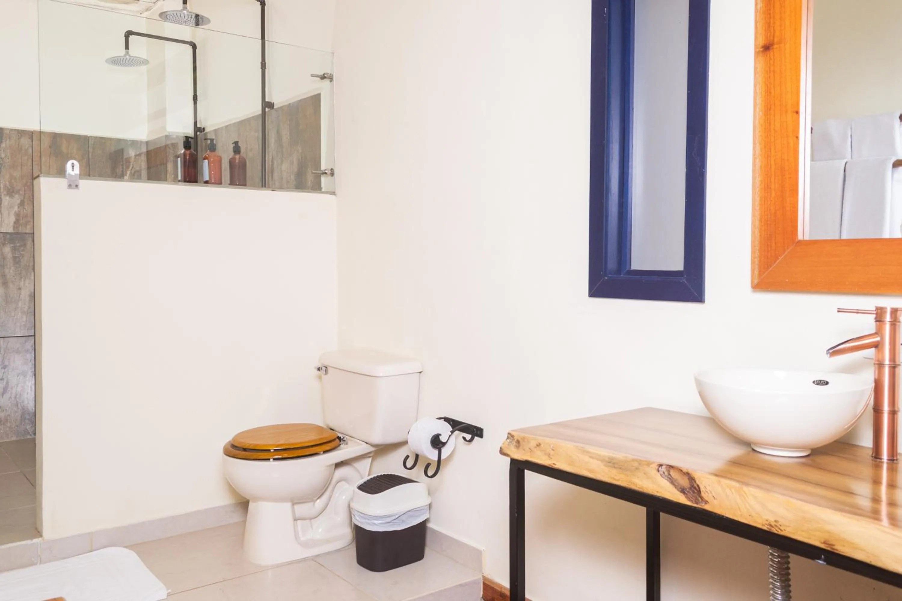 Shower in El Edén Country hotel y Club Residencial