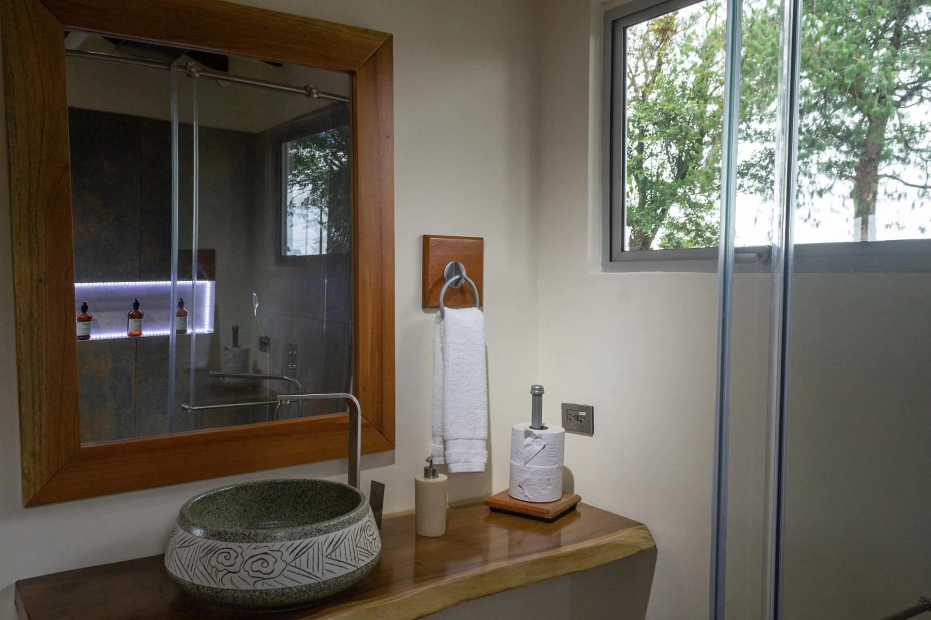 Bathroom in El Edén Country hotel y Club Residencial