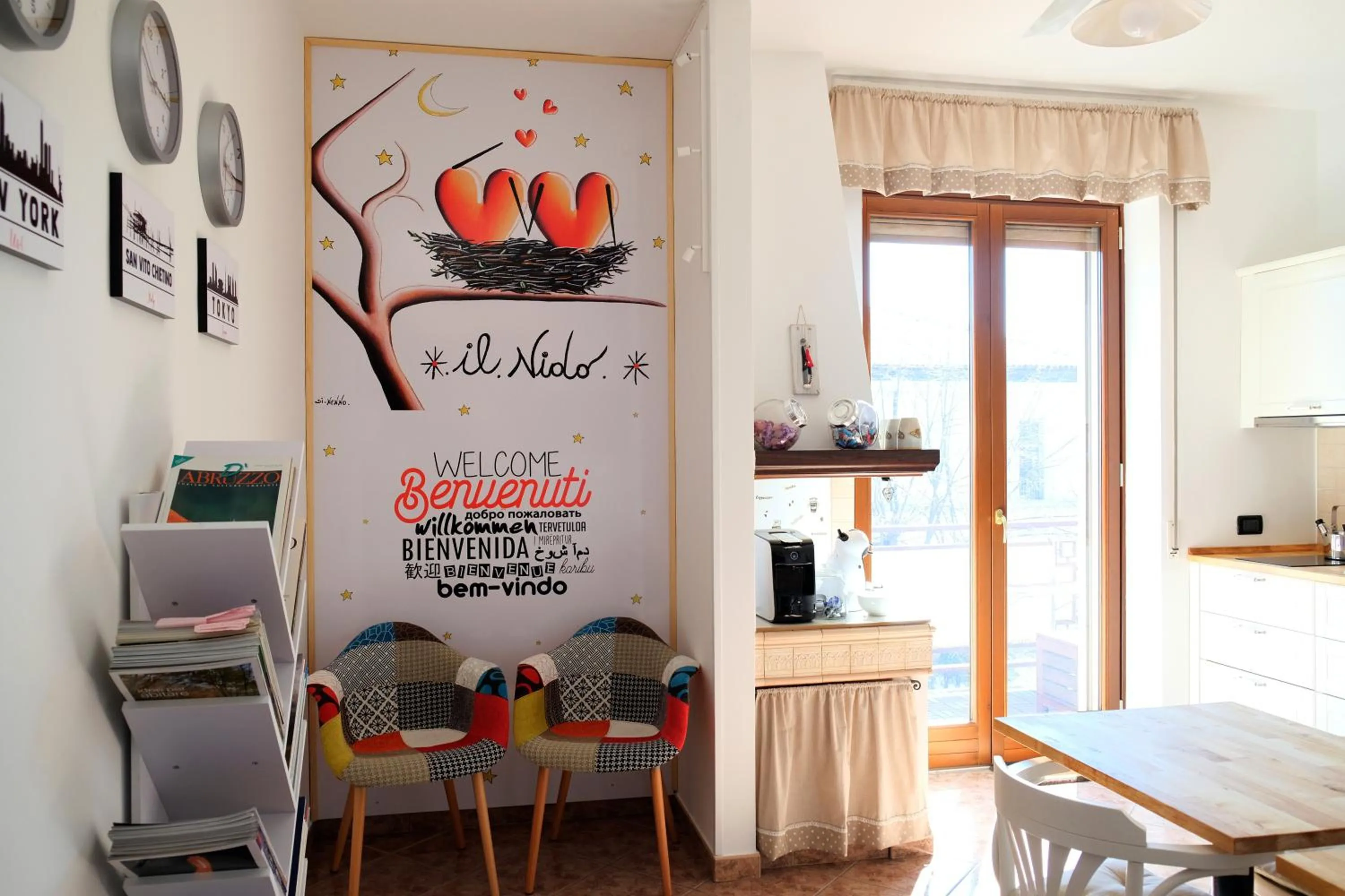 Communal lounge/ TV room in Il Nido B&B